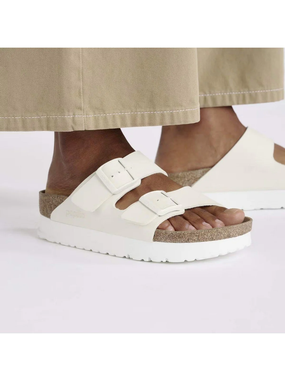 BIRKENSTOCK Sandalo Unisex adulto Arizona Platf eggshell veg, Birko Flor 1029127 EHHSHELL - Image 4