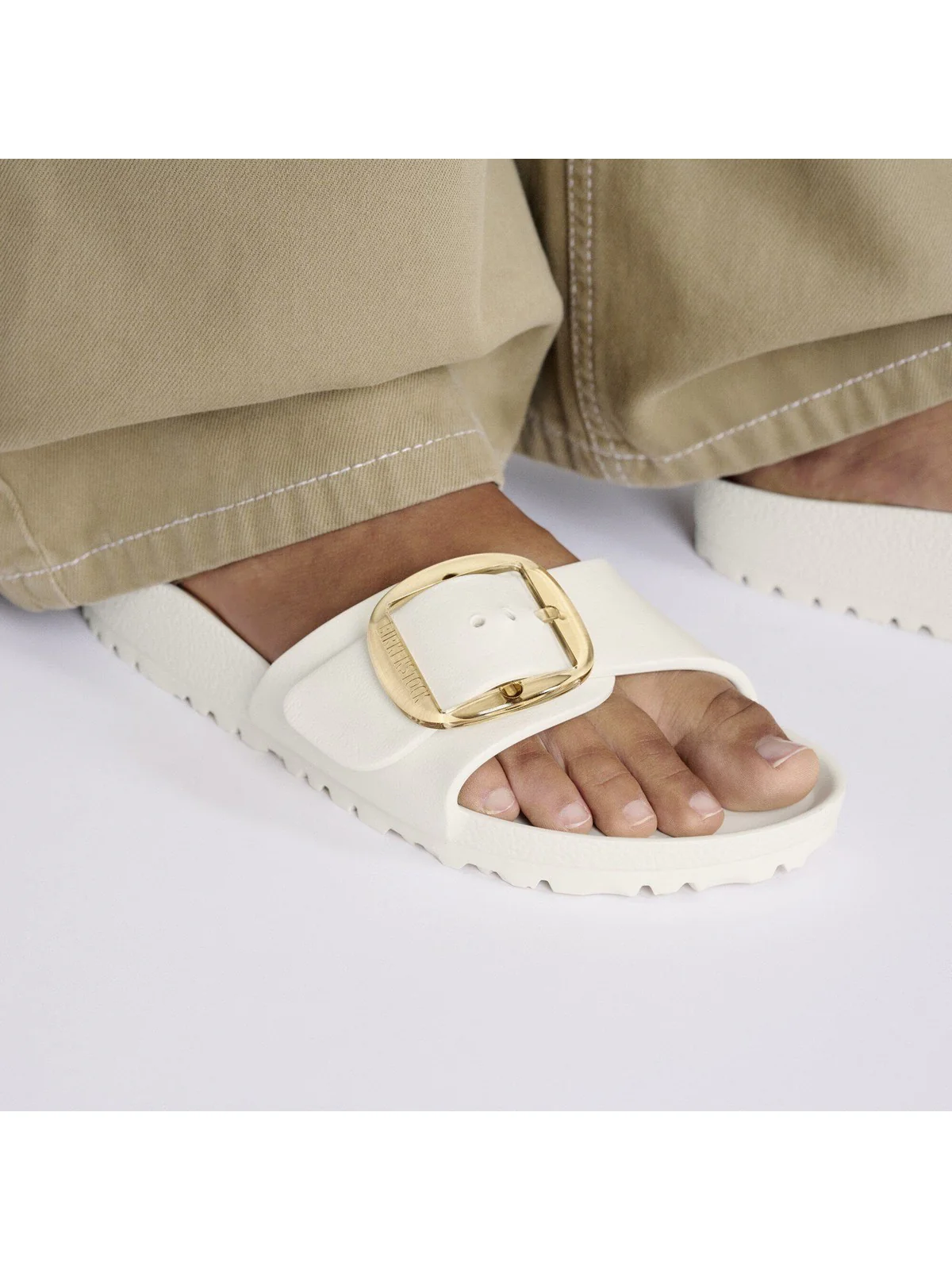 BIRKENSTOCK Sandalo Unisex adulto Madrid Big Buckle EVA eggshell, EVA 1029633 EHHSHELL - Image 6