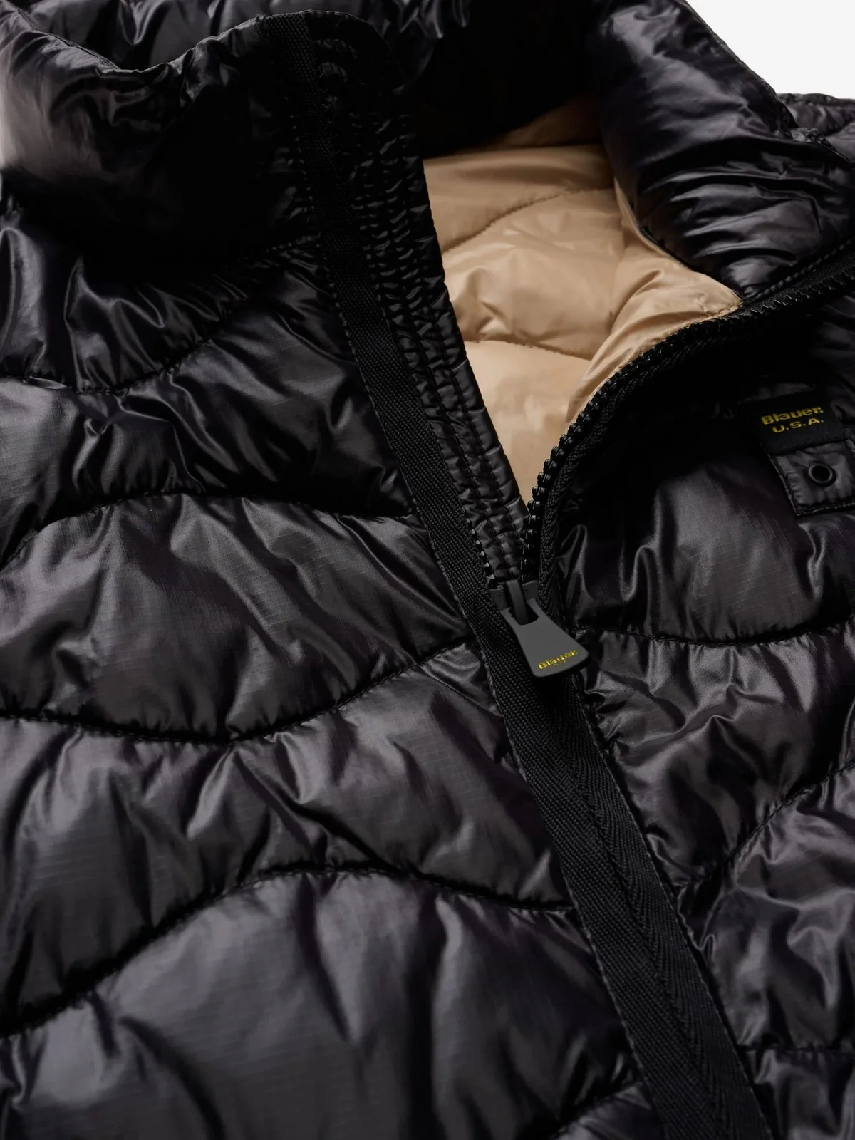 BLAUER Gilet Uomo DANNY 26SBLUX02184 A05958 999ET NERO interno BEIGE NATURALE - Image 4