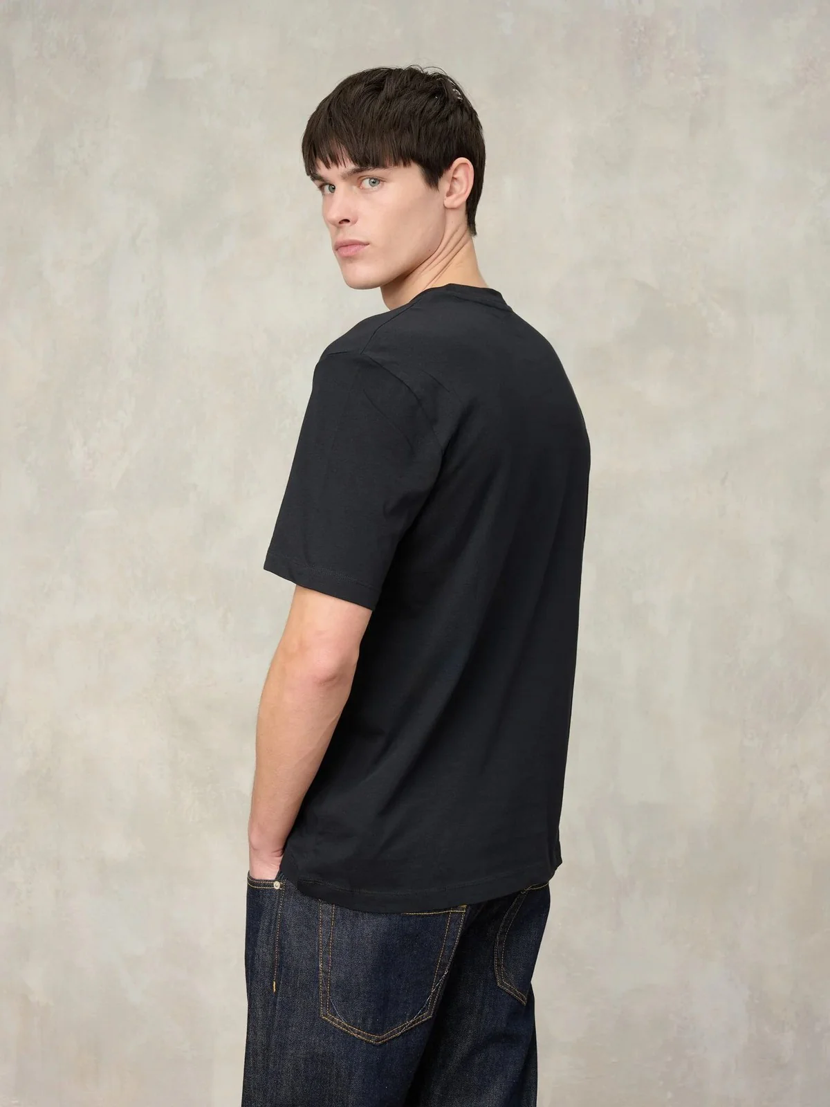 BLAUER T-shirt Uomo ERROL 26SBLUH02300 007439 999 Nero - Image 3