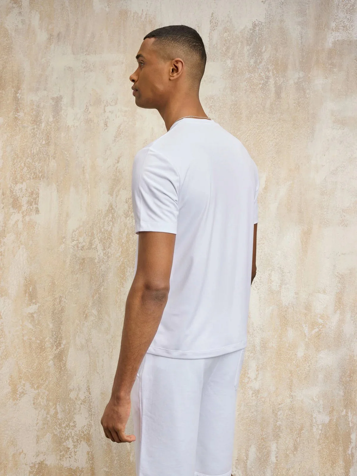 BLAUER T-shirt Uomo JAN 25SBLUH02109 006526 100 Bianco - Image 2