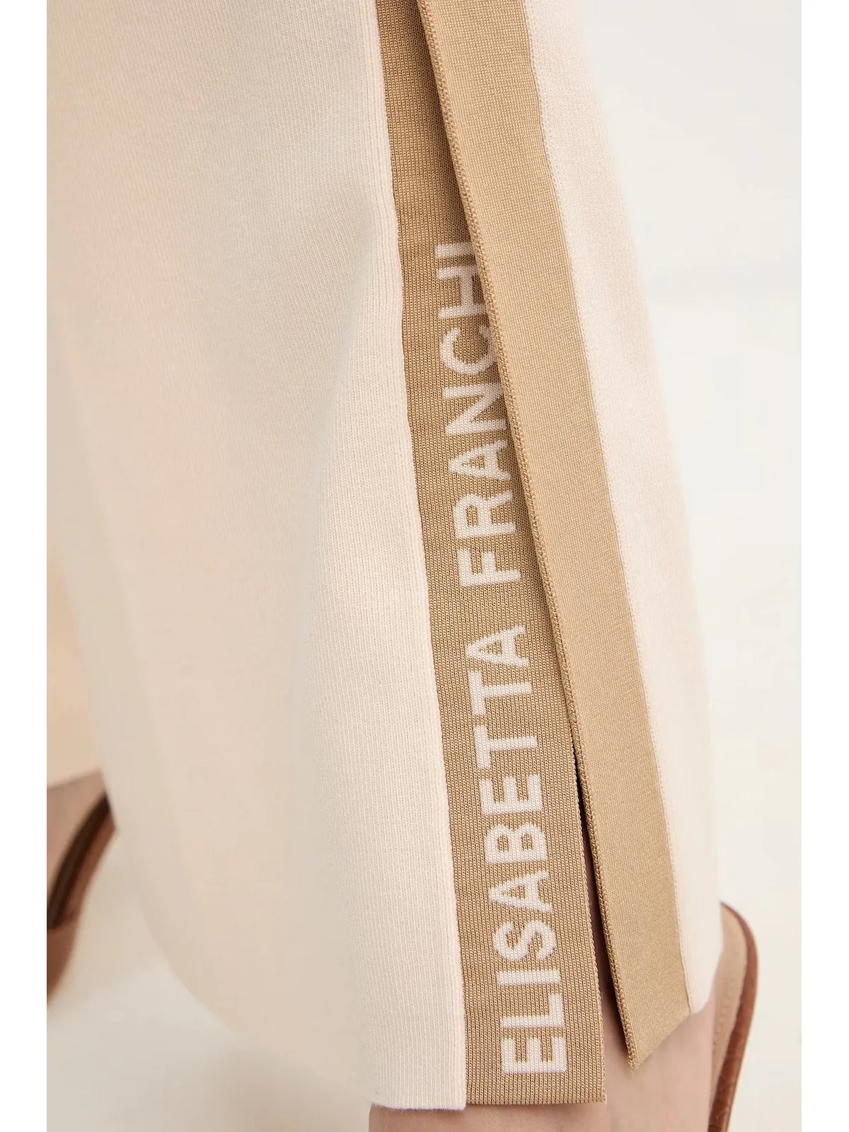 ELISABETTA FRANCHI Pantalone Donna  KP74S61E2 U69 BURRO/CAMMELLO - Image 5