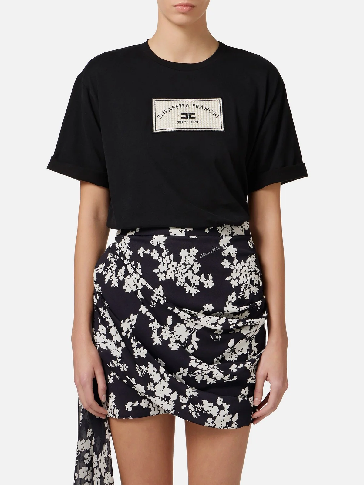 ELISABETTA FRANCHI T-Shirt e Polo Donna MA03551E2-110 Nero - Image 2