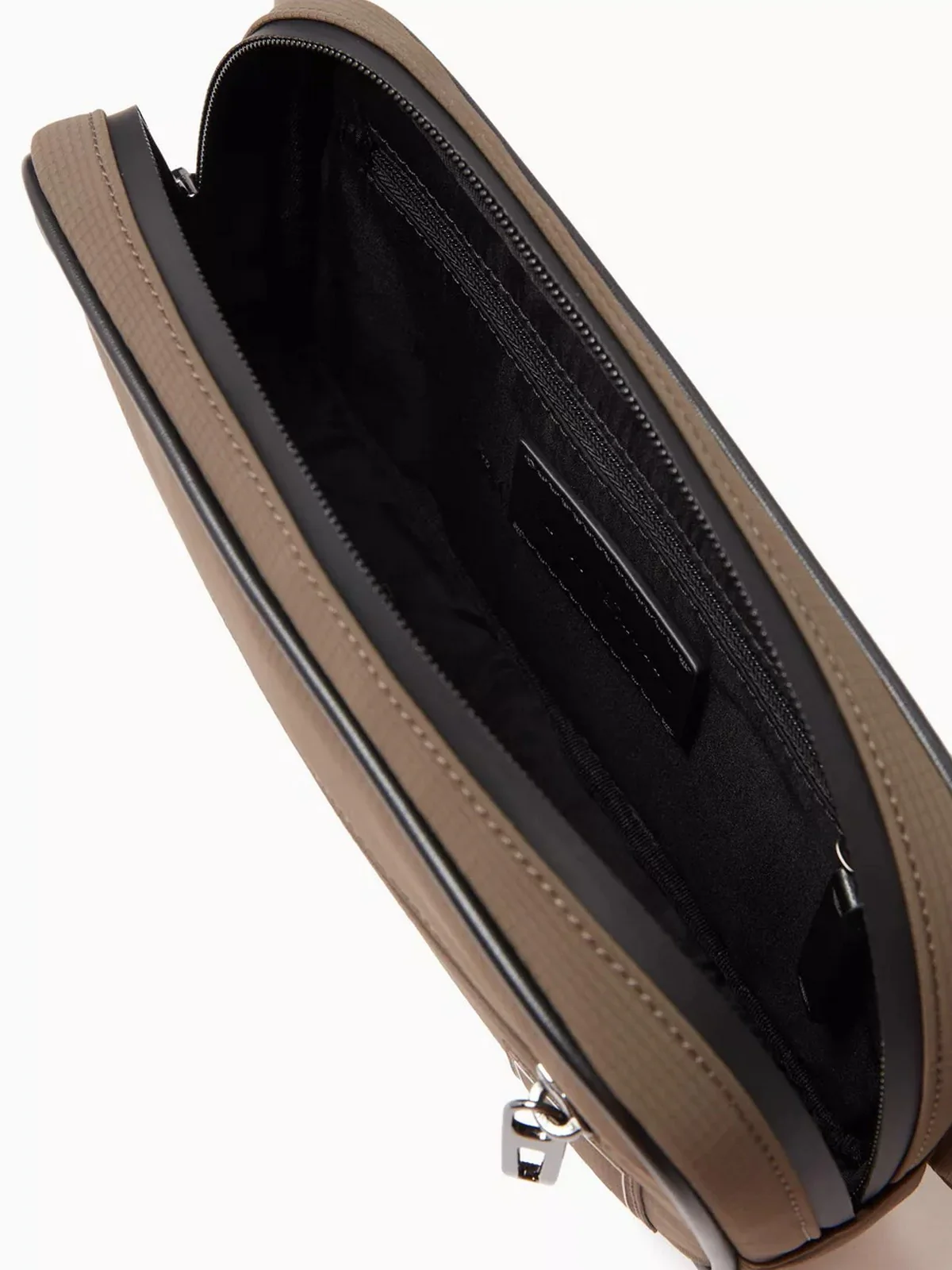 EMPORIO ARMANI Marsupio Uomo  EM000088 AF13841 U6299 Marrone - Image 4