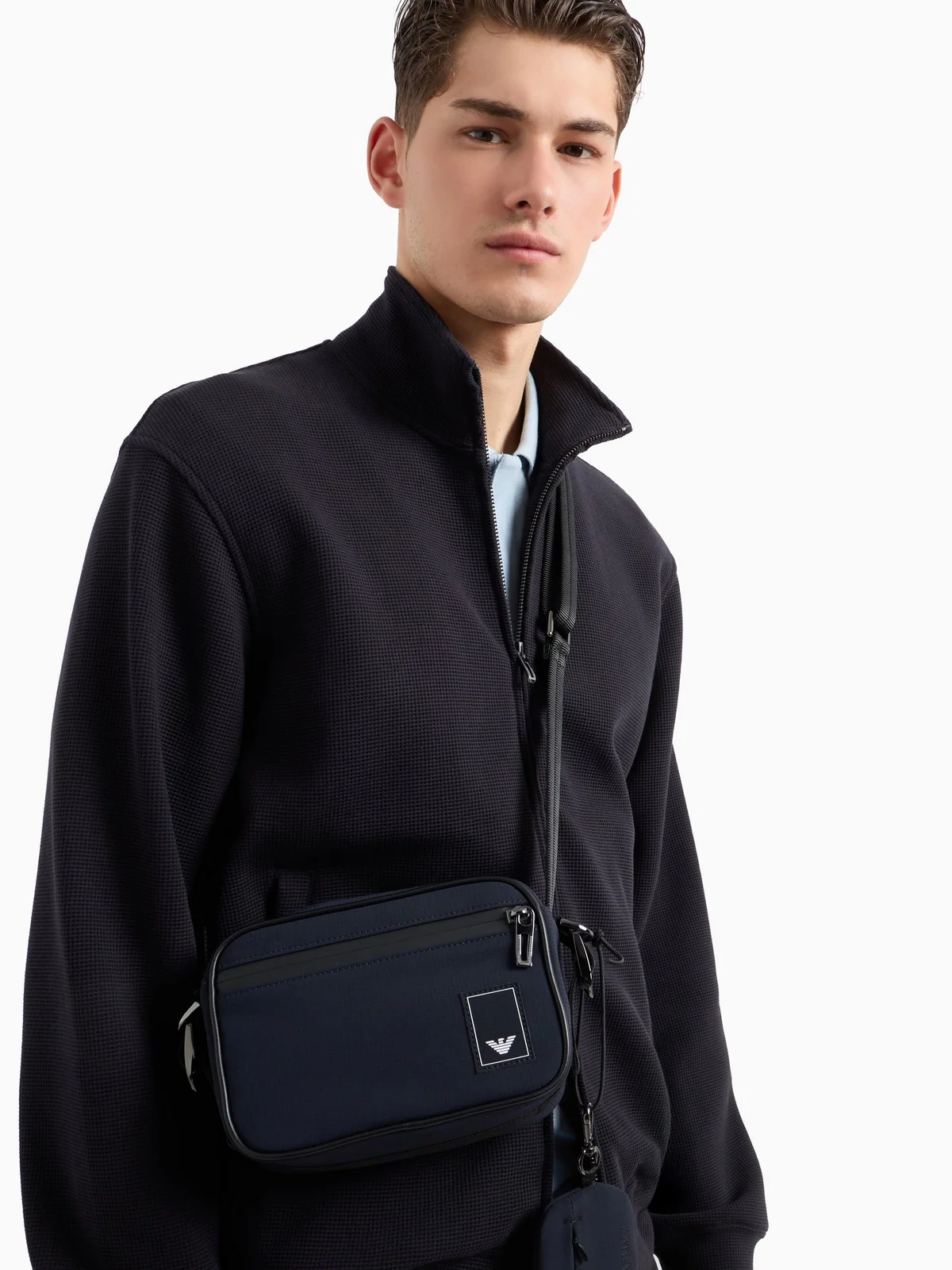 EMPORIO ARMANI Tech case Uomo EM001220 AF13841 UB118 Blu - Image 6