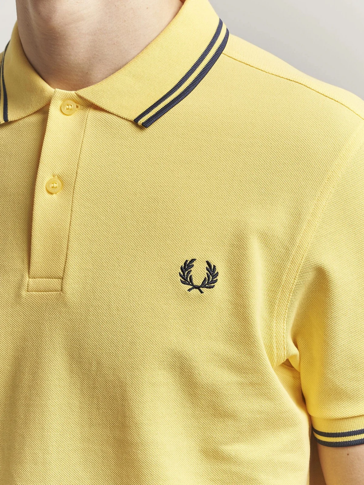 FRED PERRY Polo Uomo FP TWIN TIPPED FRED PERRY SHIRT FP-M3600P-57 06B LMNBRLY/TNSBLUE - Image 2