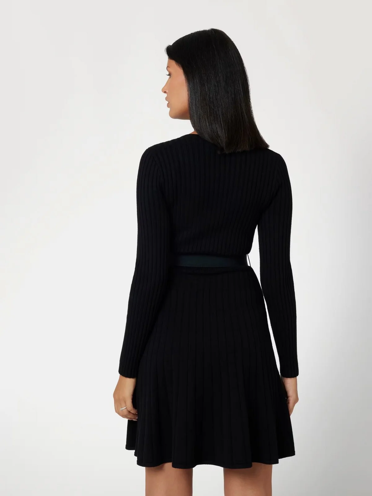 GUESS Abito Donna LS RIB PLEATED PAIGE SWTR DRS W2BK29 Z2YJ2 JBLK Nero - Image 4
