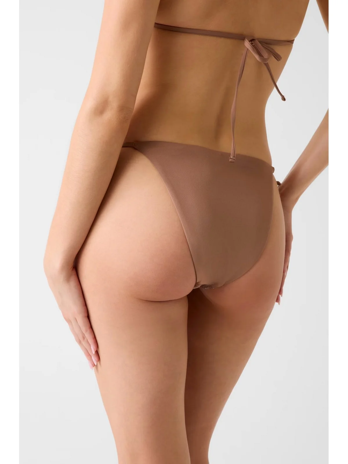 GUESS BEACHWEAR Costume da bagno Donna DIANE STRING BRIEF E6GO15 KCUO2 G1FA MALT SYRUP - Image 4