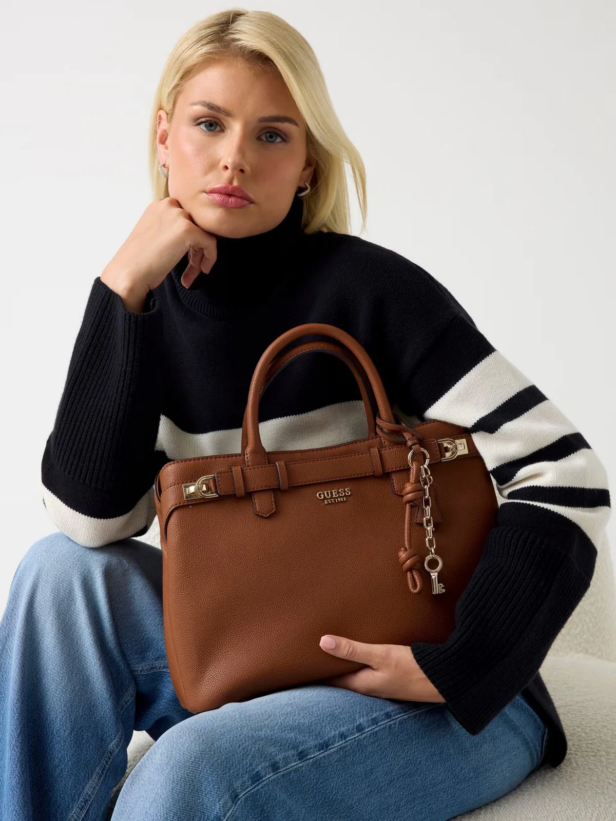 GUESS Borsa Donna GREGORIA LRG GFRIEND SATCHEL HWBG85 46070 COG COGNAC - Image 3