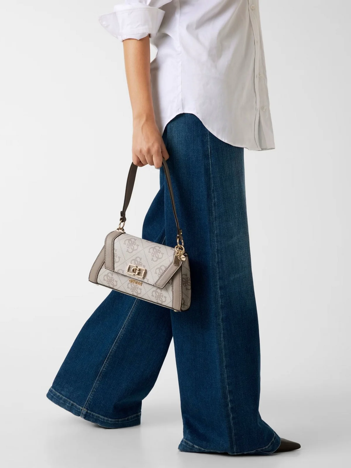 GUESS Borsa Donna KARNILLA LOGO FLAP SHLDR BAG HWOS99 01190 DKO DARK TAUPE LOGO - Image 4