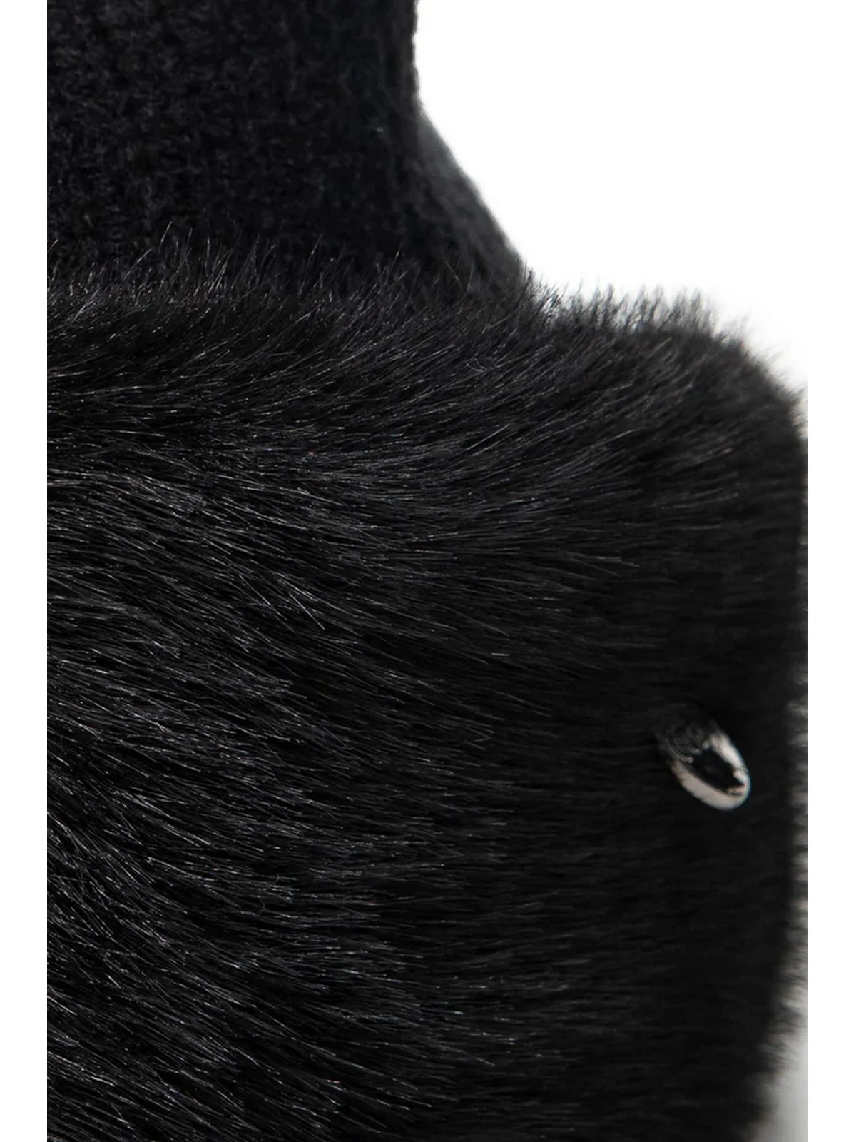 GUESS Cappello Donna BEANIE AW5209 POL01 BLA Nero - Image 2