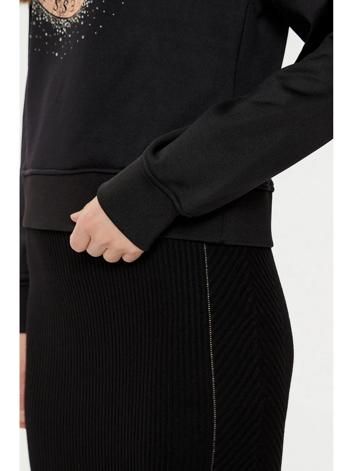 GUESS Felpa Donna CN PEONY LOGO FLEECE W5RQ05 K7EX1 JBLK Nero - Image 4
