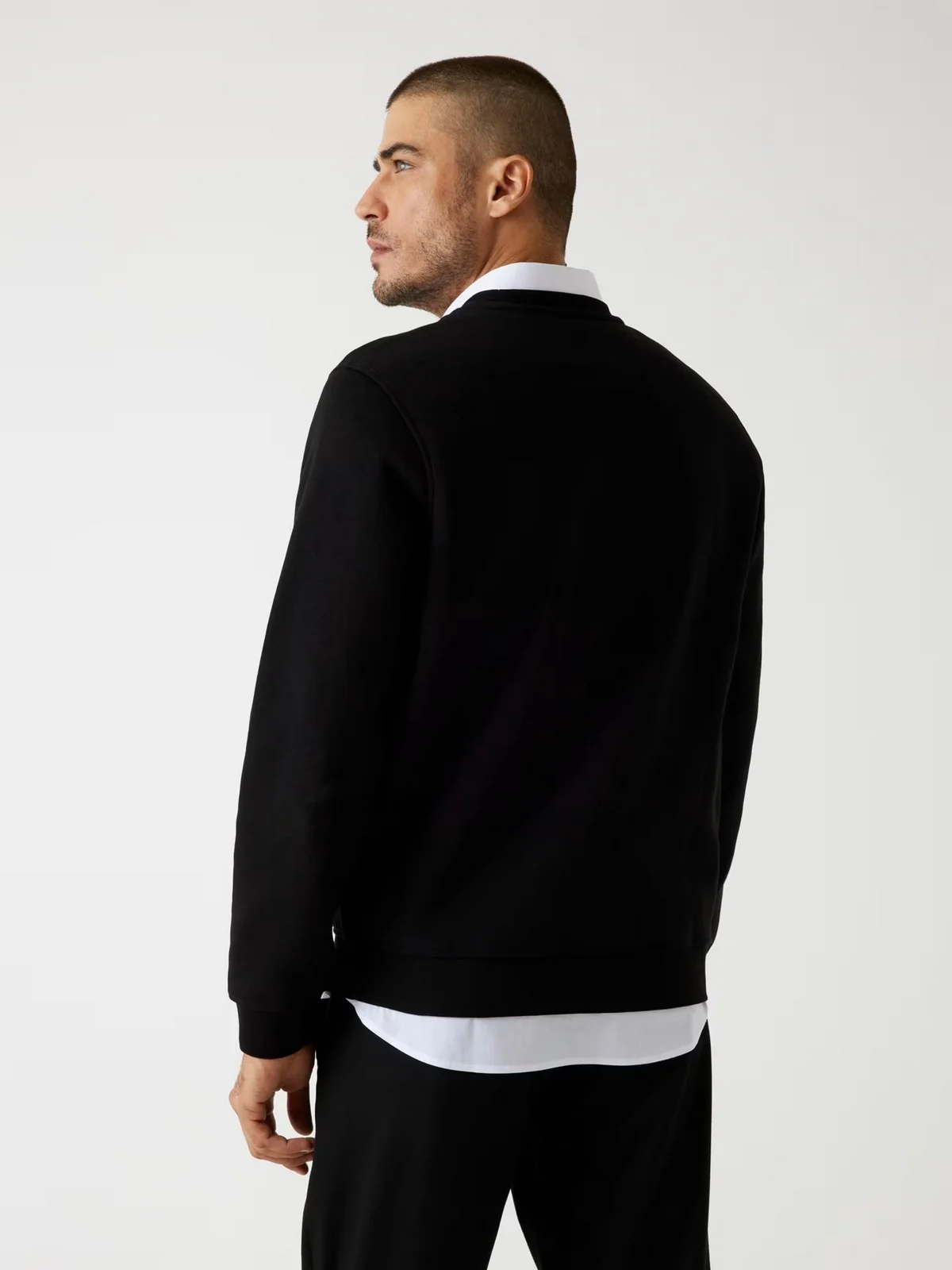 GUESS Felpa Uomo CN BASIC SWEATSHIRT M5BQ08 K9Z21 JBLK Jet Black A996 - Image 3