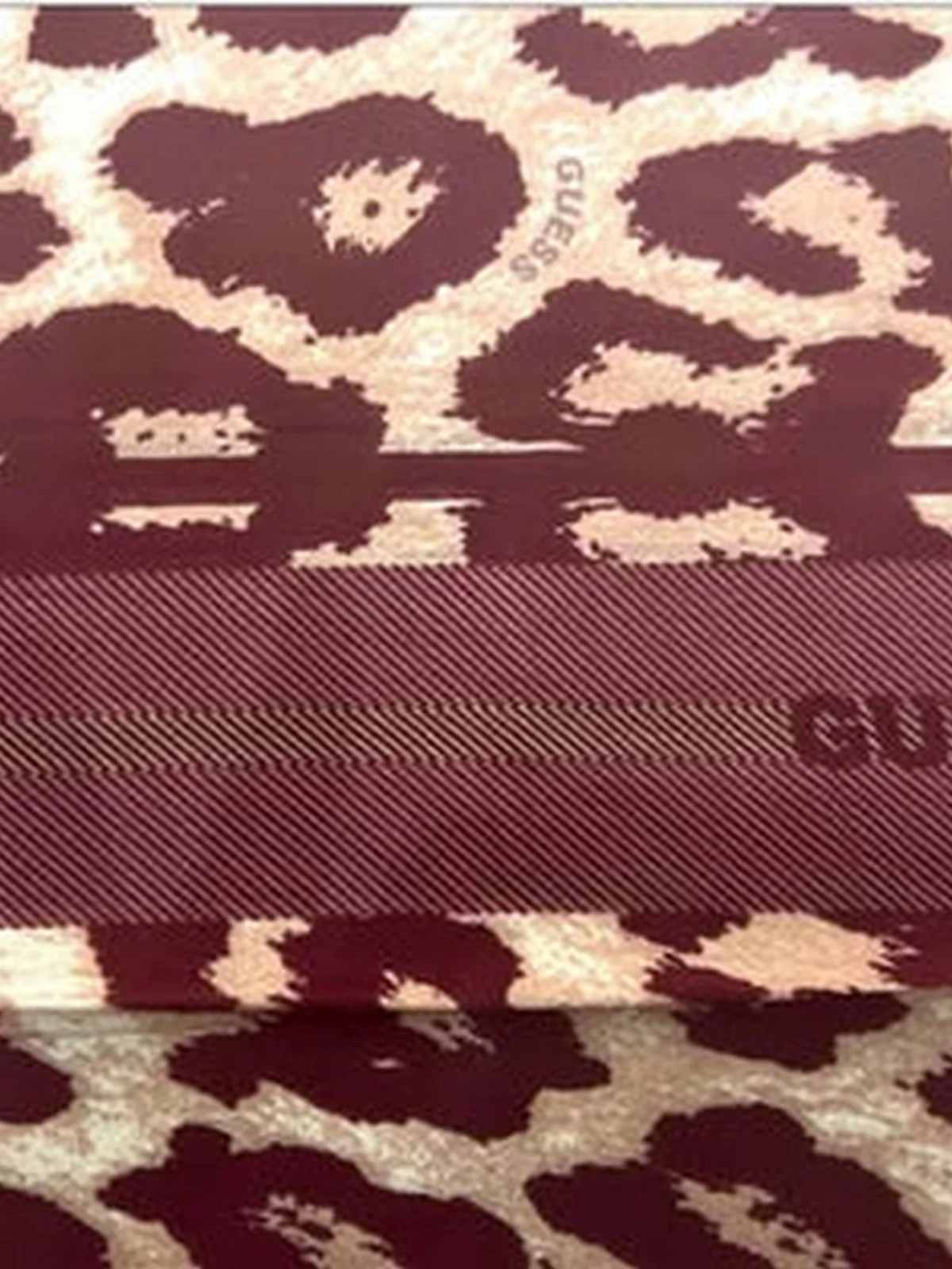 GUESS Foulard Donna FOULARD 130X130 AW5304 SIL03 ROS ROSSO - Image 2