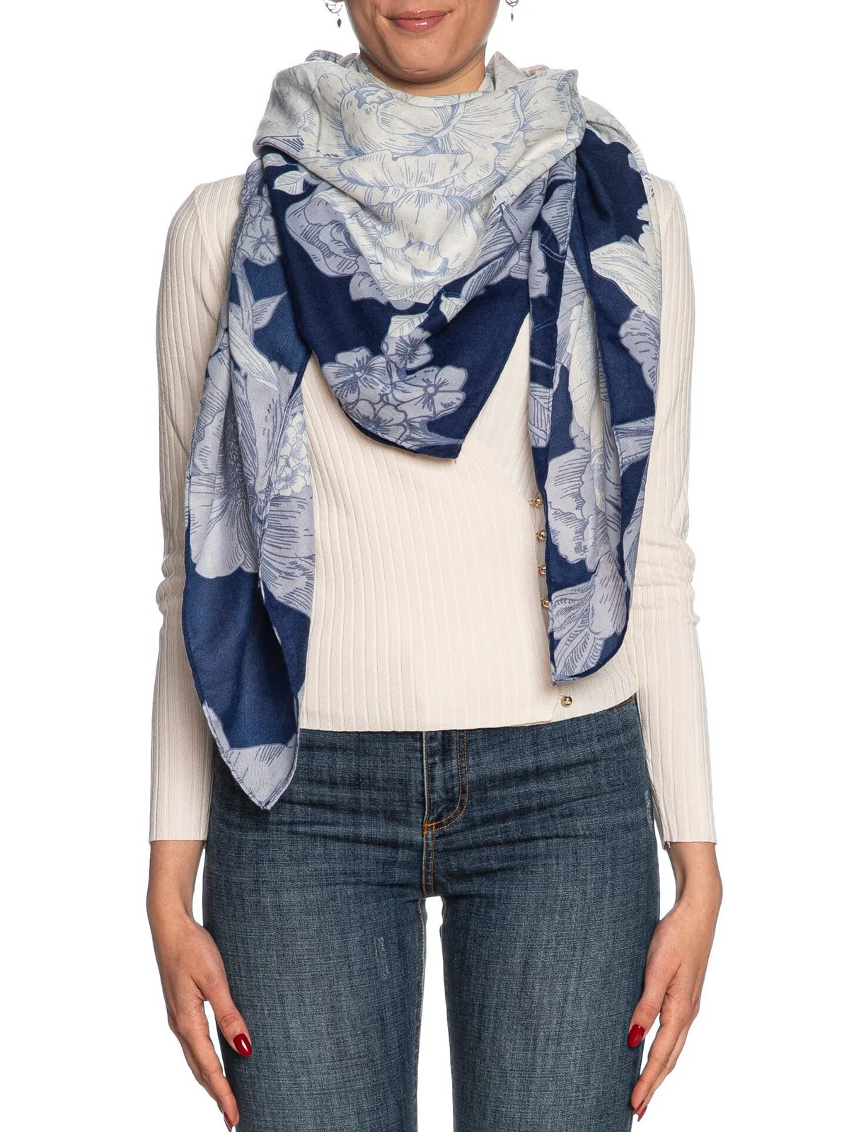 GUESS Foulard Donna Kefiah 140X140 AW9988 POL03 BLU Blu - Image 4