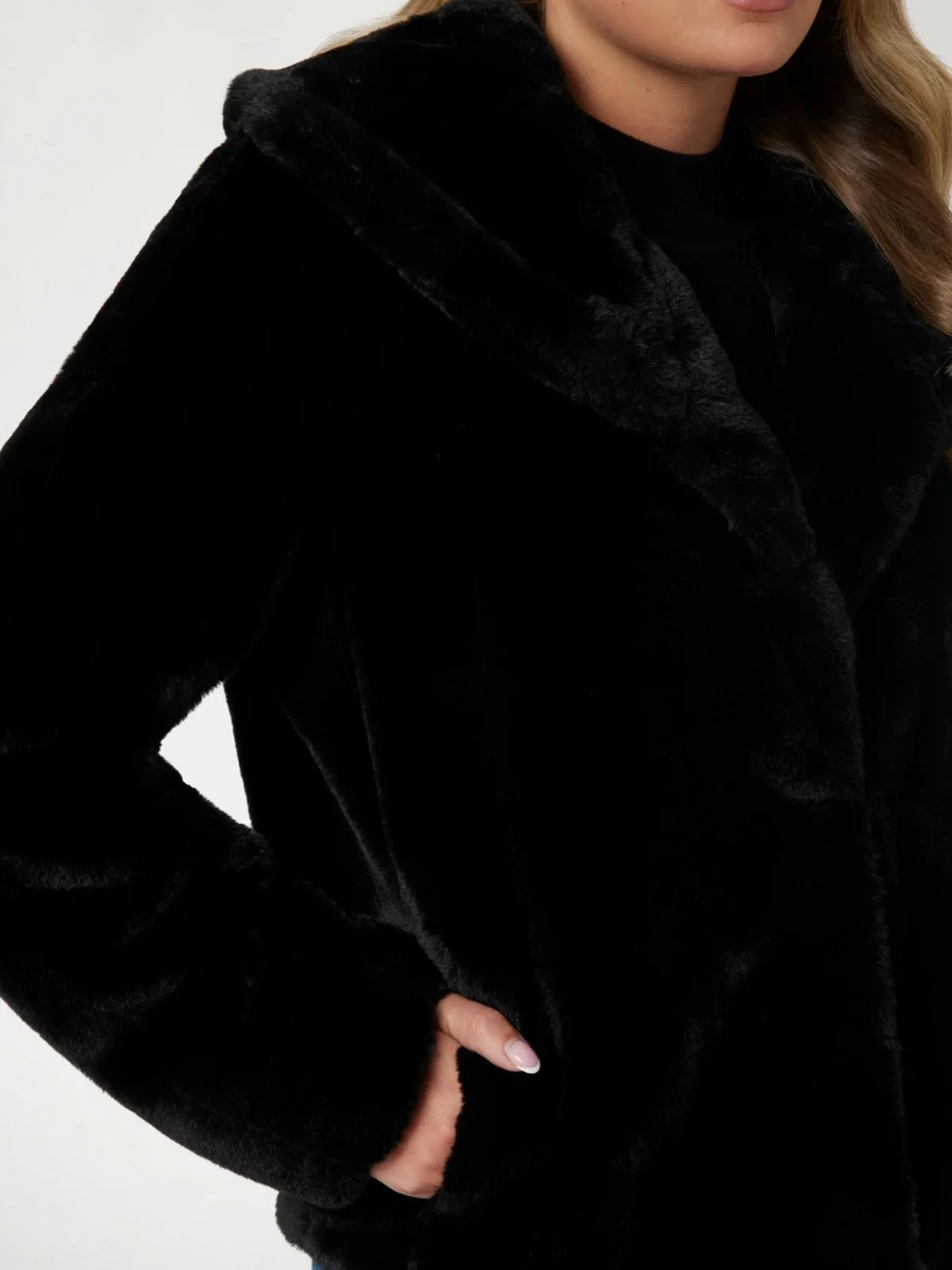 GUESS Giubbino Donna NEW SOPHY JACKET W0BL0N WDCH0 JBLK Jet Black A996 - Image 4