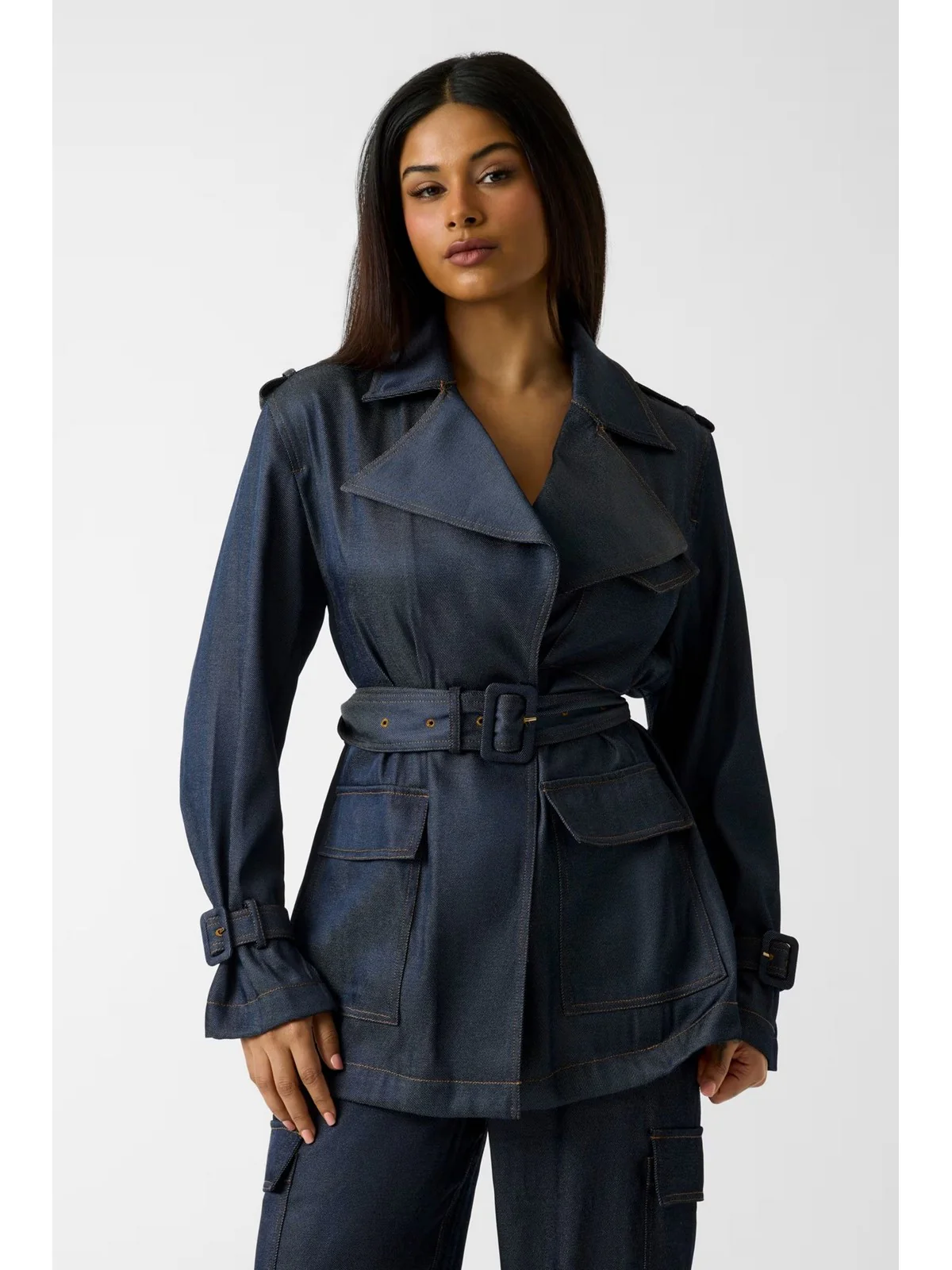 GUESS Giubbino Donna REGINE SHORT FLUID TRENCH W6RL50 WL842 FB6C INDIGO BLUE - Image 2