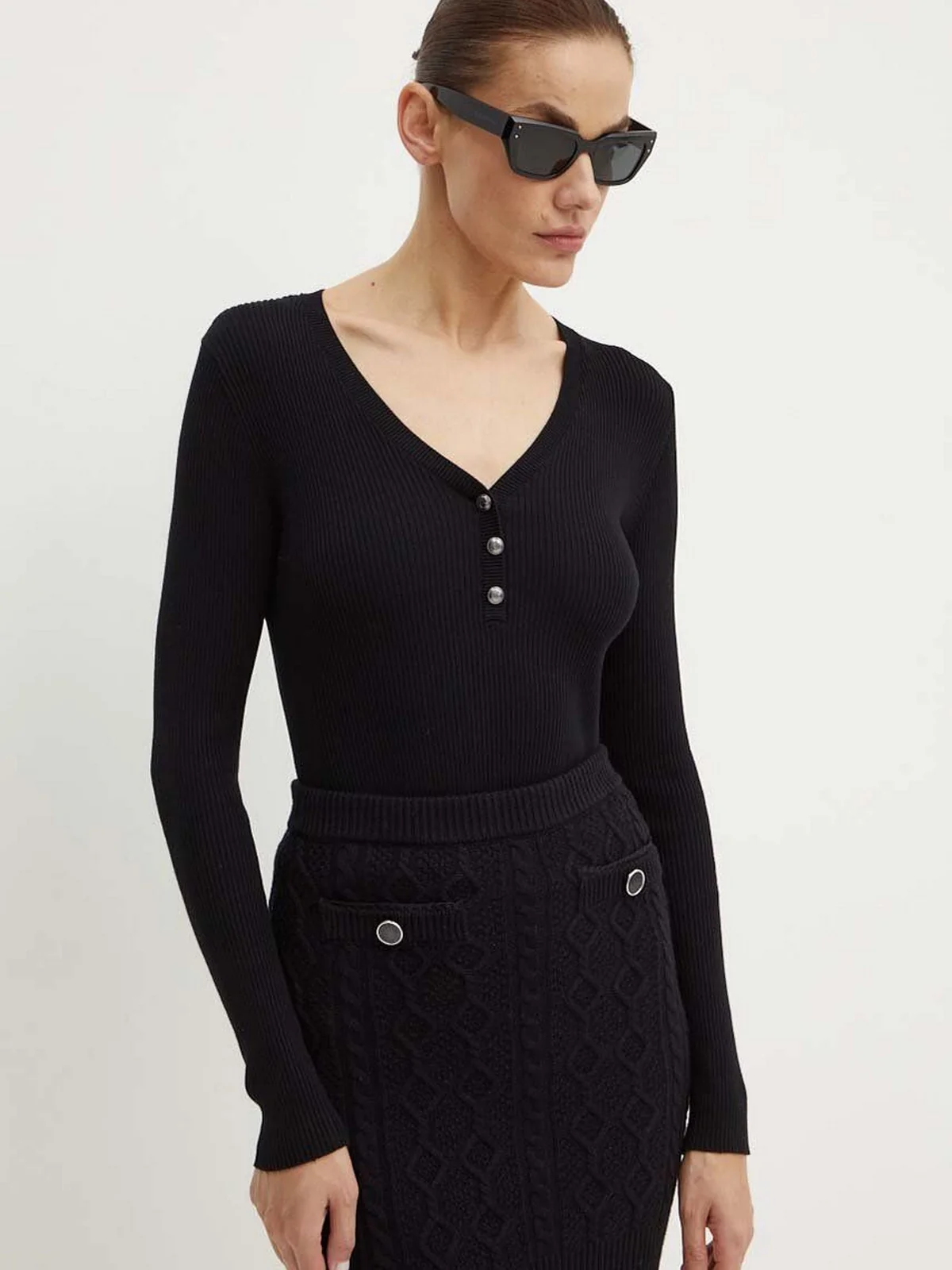 GUESS Maglione Donna BLAIRE VN LS HENLEY SWTR W4YR16 Z2V62 JBLK Nero - Image 3
