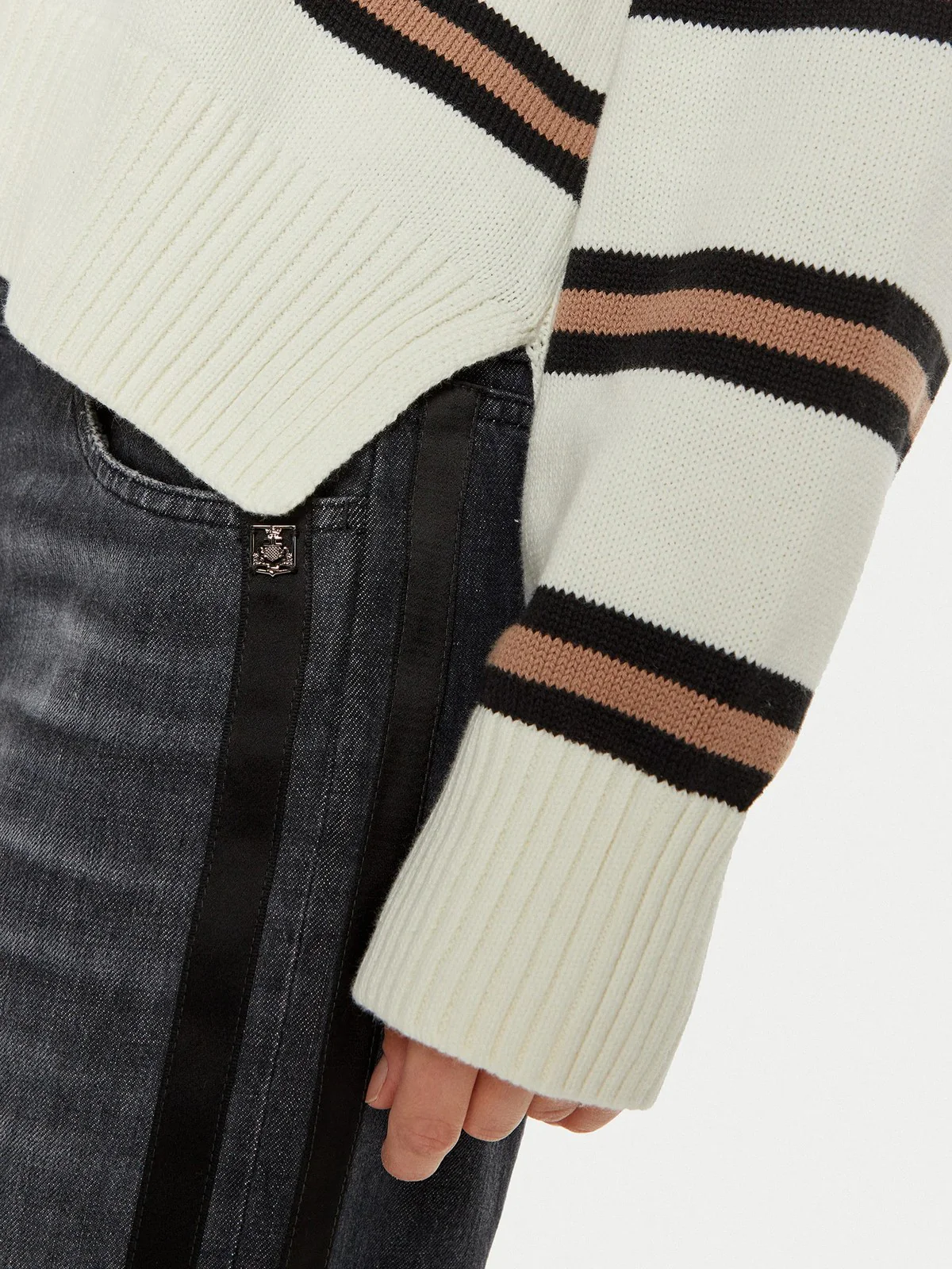 GUESS Maglione Donna GJ LS CN STRIPED SWTR W4BR09 Z3HM1 S12P Bianco - Image 5