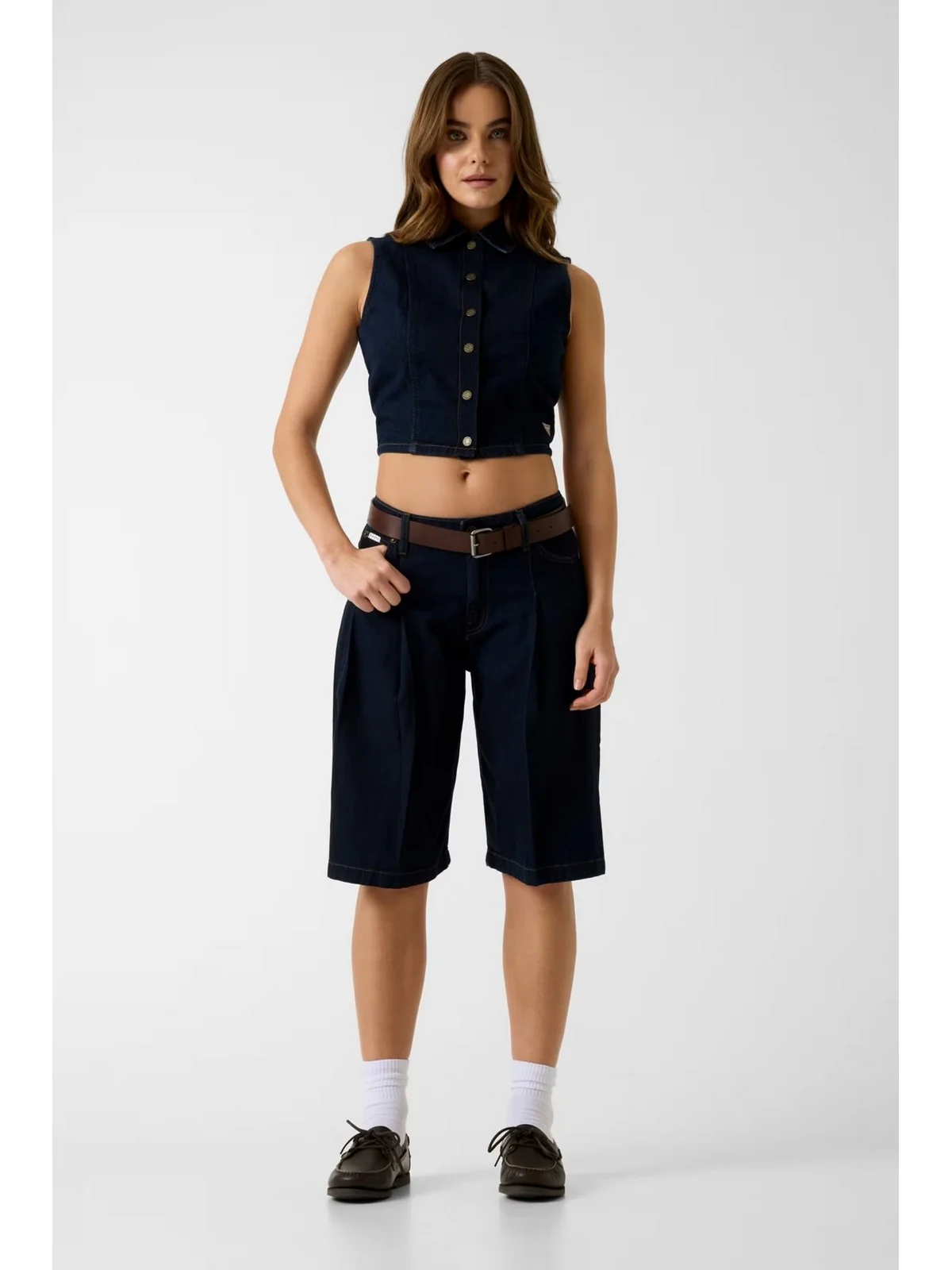 GUESS Pantaloncino Donna GJ CLASSIC PLEATED BERMUDA W6GDY5 D7971 GSMM GJ SUMMER VINTAGE DA - Image 4
