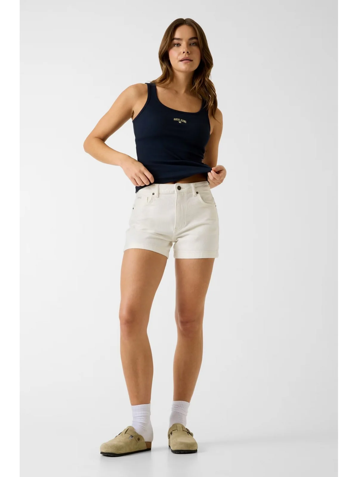 GUESS Pantaloncino Donna GJ HIGHWAIST MOM SHORT W5GD0S D5M62 GJWI GJ NATURAL WHITE - Image 3