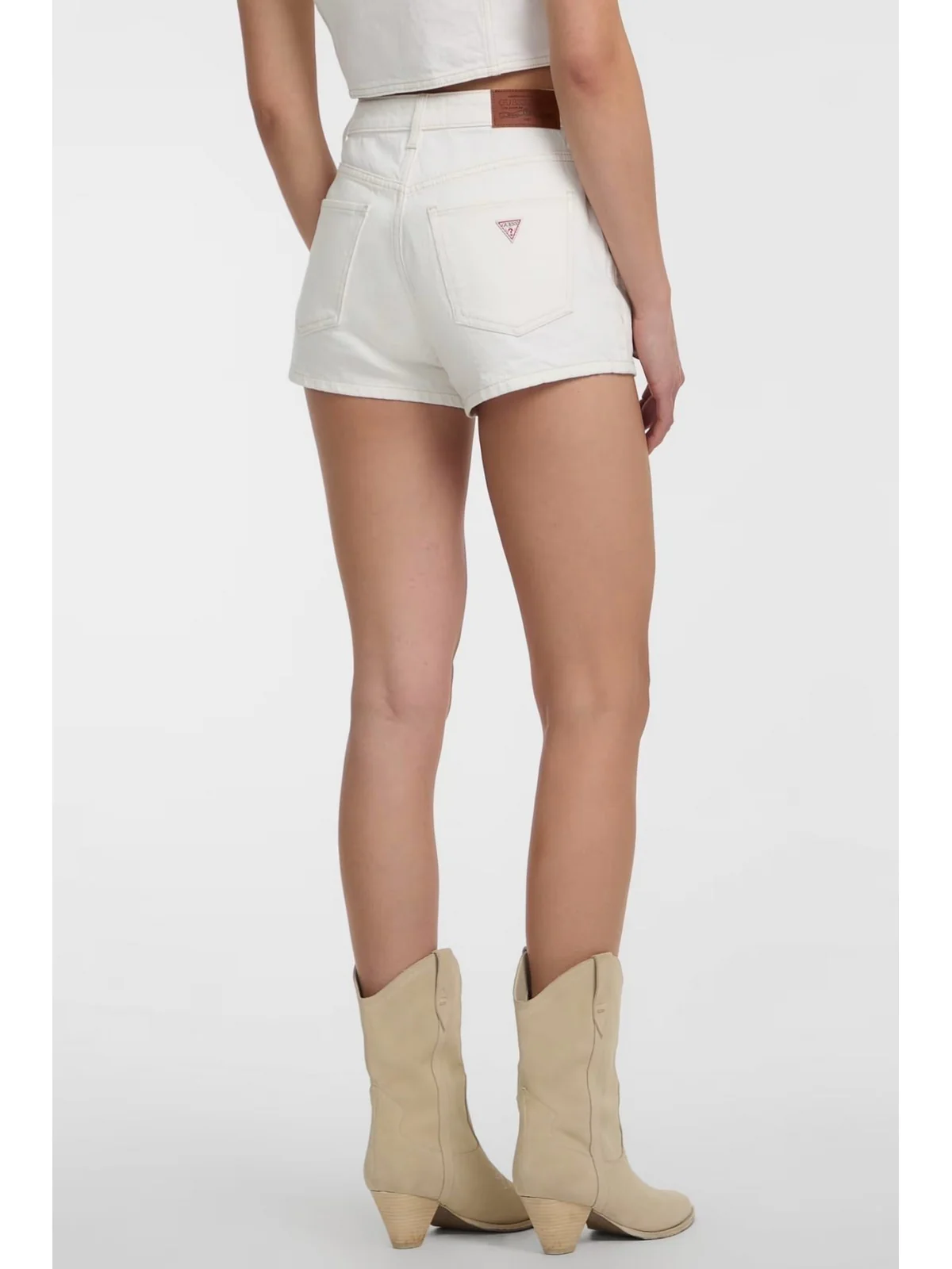 GUESS Pantaloncino Donna GJ HIGHWAIST MOM SHORT W5GD0S D5M62 GJWI GJ NATURAL WHITE - Image 7