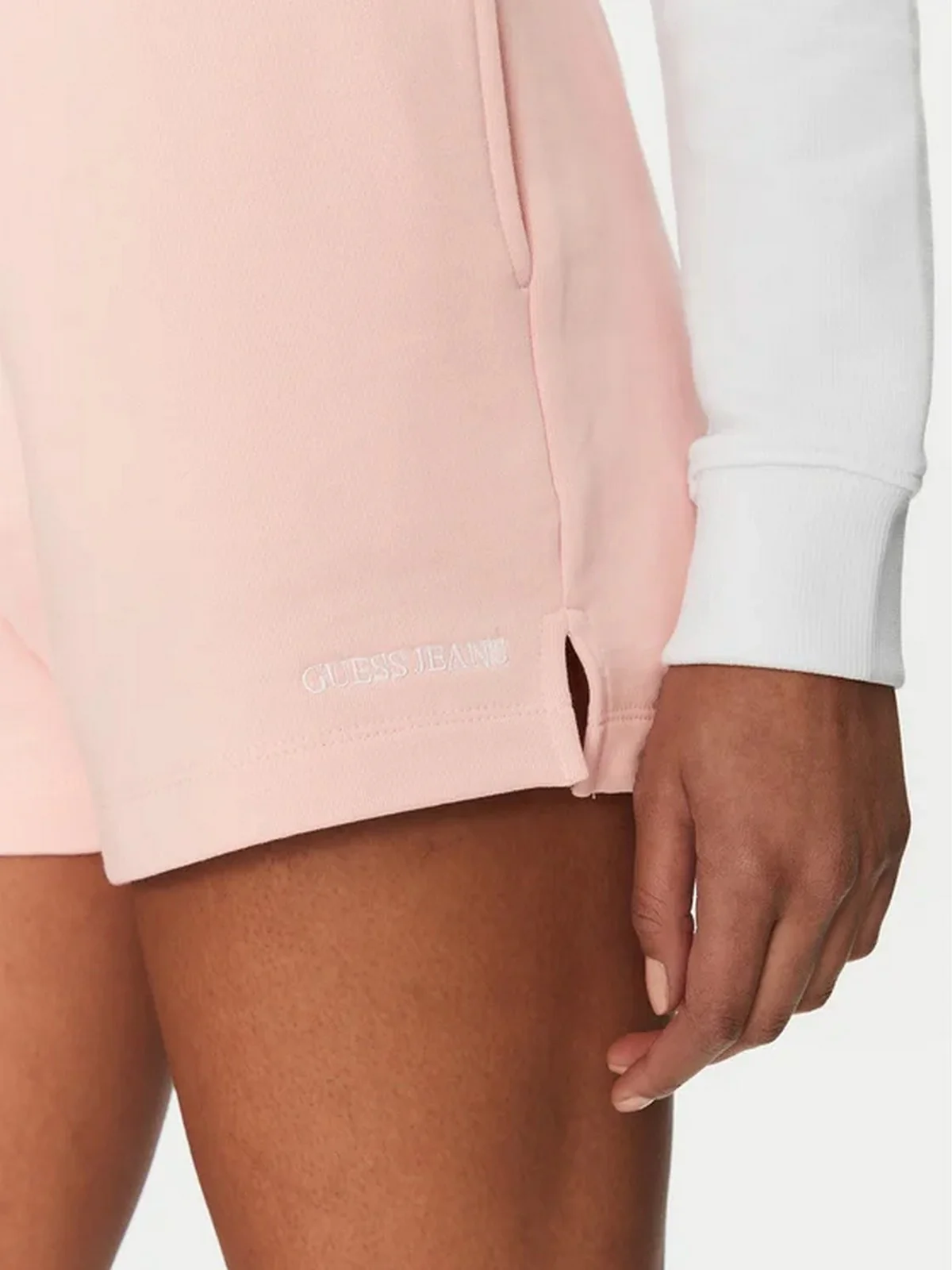 GUESS Pantaloncino Donna GJ REG EMBRO SHORTS W5GD0O K68I4 G6R4 BLUSH COTTON - Image 4