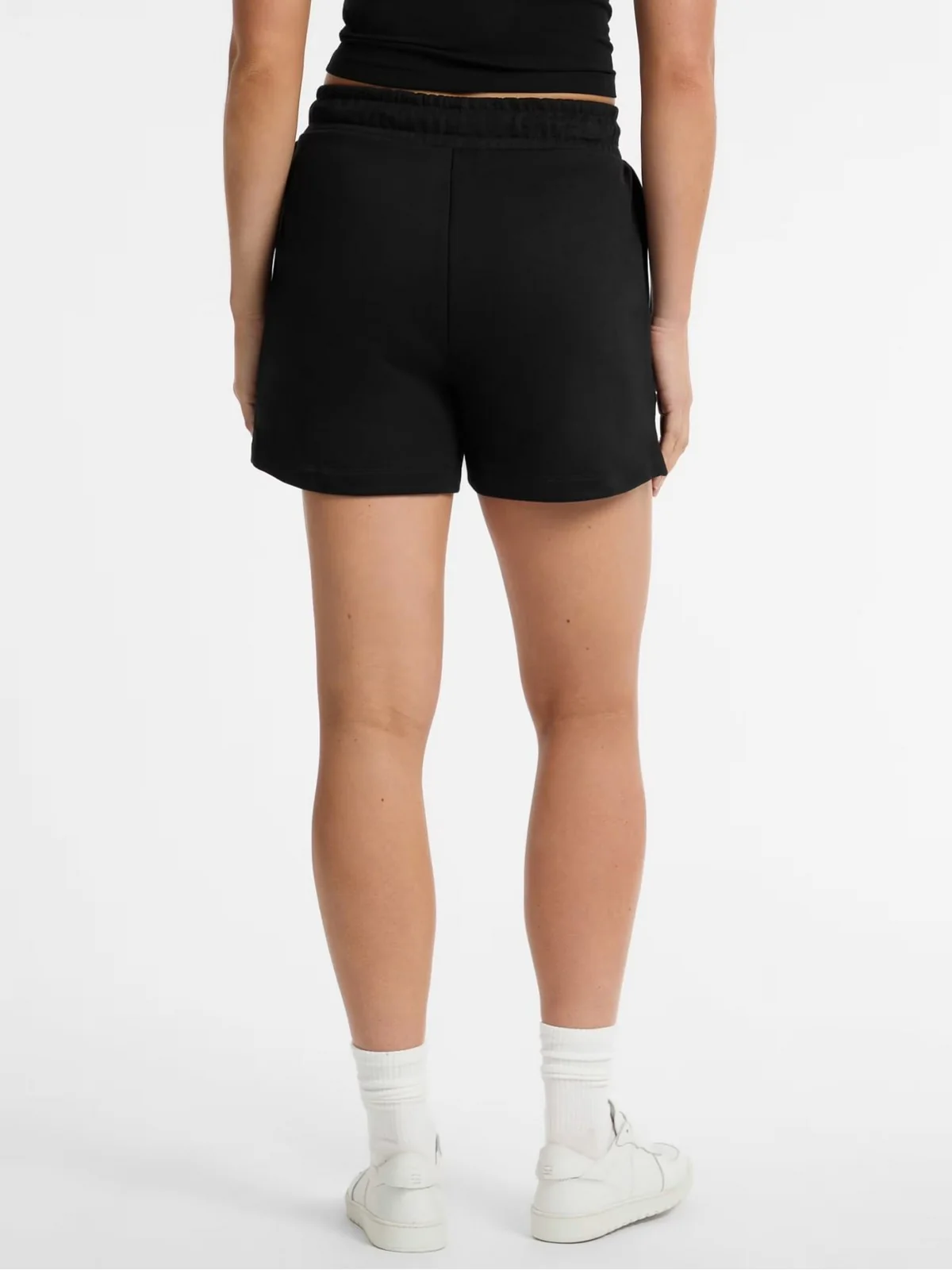 GUESS Pantaloncino Donna GJ REG EMBRO SHORTS W5GD0O K68I4 JBLK Jet Black A996 - Image 4