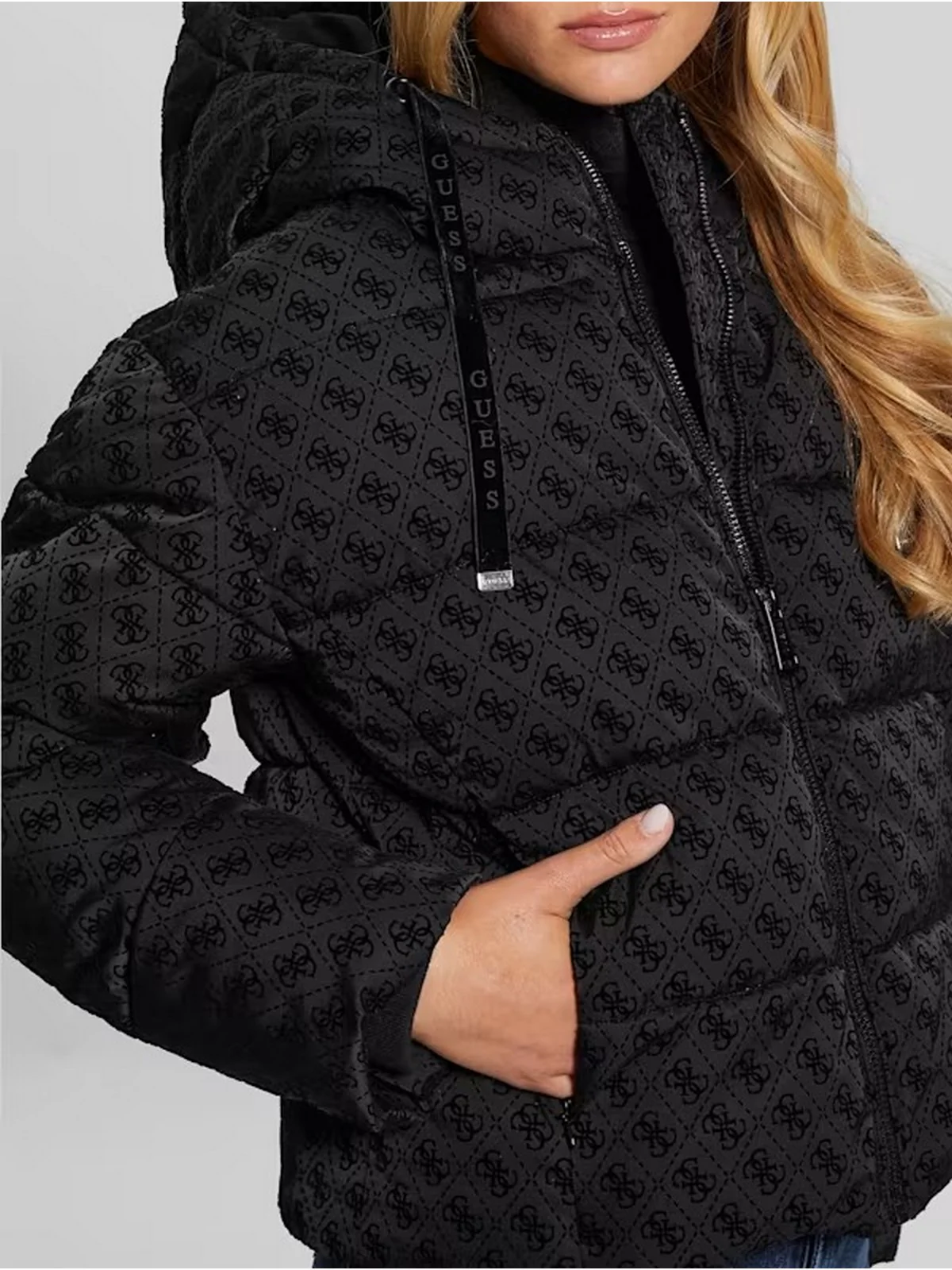 GUESS Piumino Donna DAISY PUFFER LOGO FLOCK W4BL36 WGJZ0 FJ55 Nero - Image 2