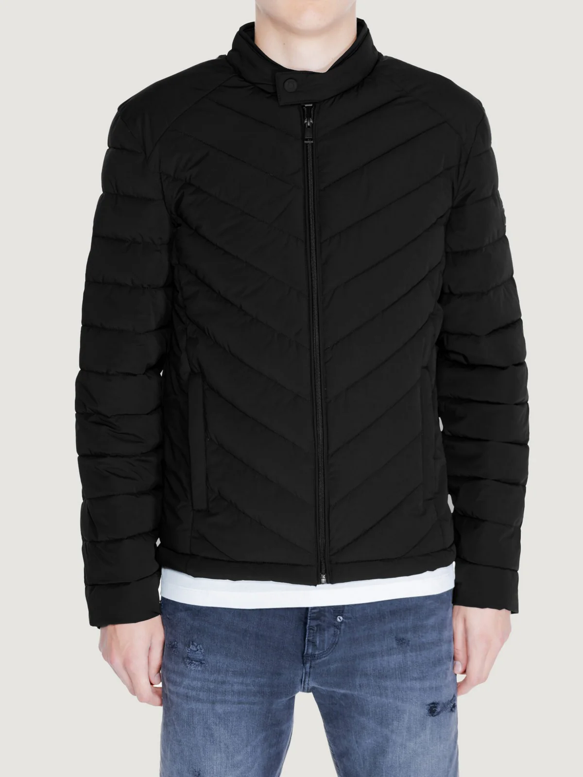 GUESS Piumino Uomo Stretch Nylon Padded M4YL05 WG9O2 JBLK Jet Black A996 - Image 3