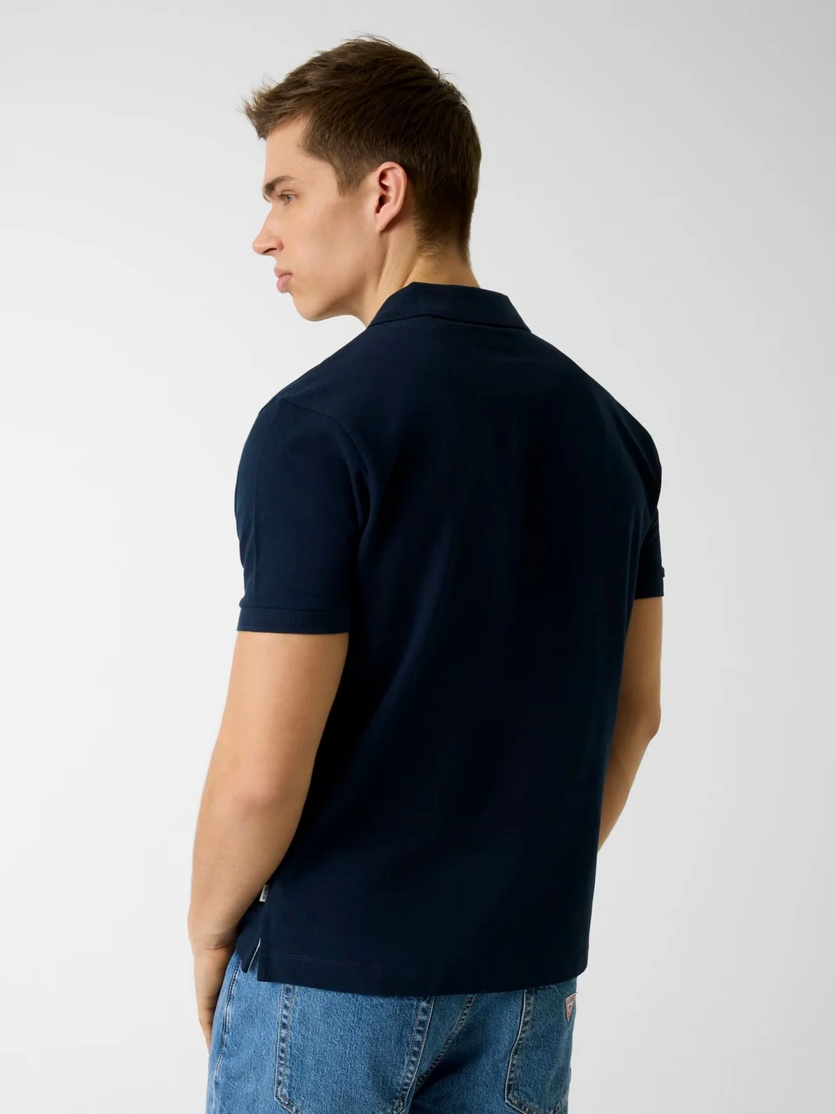GUESS Polo Uomo GJ SS EMBRO LOGO POLO M4BP29 KCJV1 A71W DARING OCEAN - Image 3