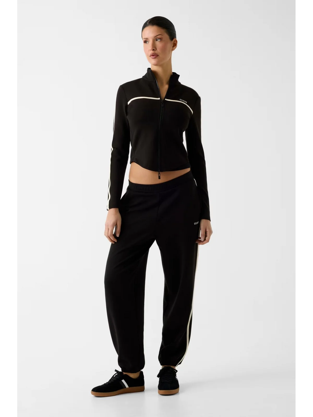 GUESS SPORT Felpa Donna JASMINE FULL ZIP SWEATSHIRT V6GQ04 K2911 JBLK Jet Black A996 - Image 3