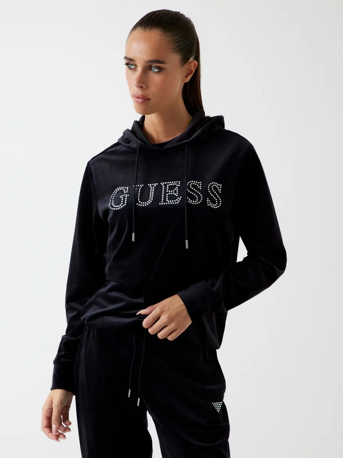 GUESS SPORT Felpa Donna  V4RQ25 K0232 JBLK Jet Black A996 - Image 2
