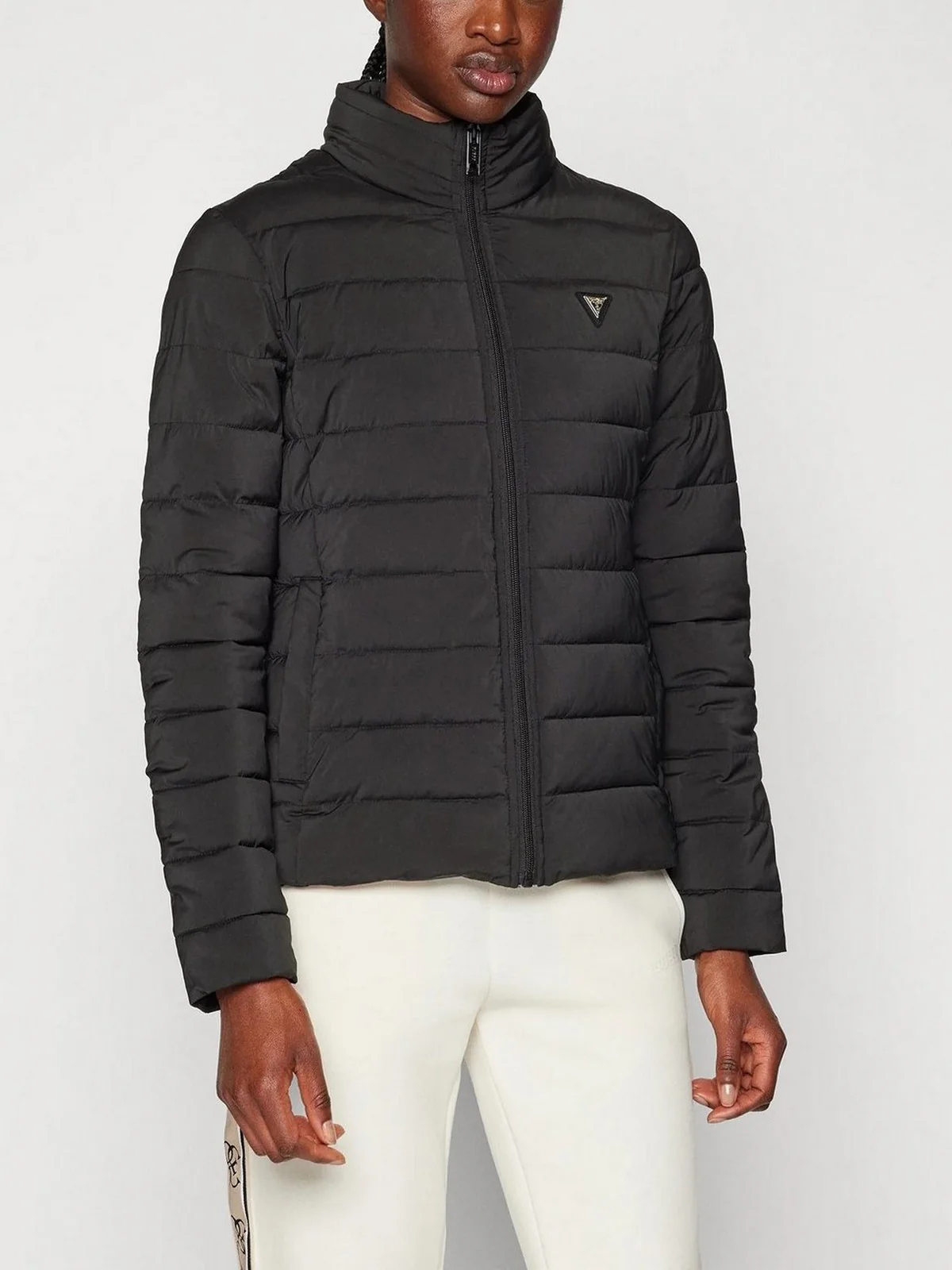 GUESS SPORT Giubbino Donna SOLID HEAVY DIANN PUFFER JACKE V4YL04 WF3X0 JBLK Jet Black A996 - Image 2