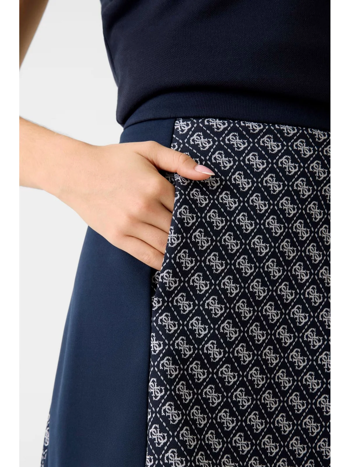 GUESS SPORT Gonna Donna MAYA 4G SKIRT V6RD04 K2042 FJBB 4G JACQUARD MOON - Image 5