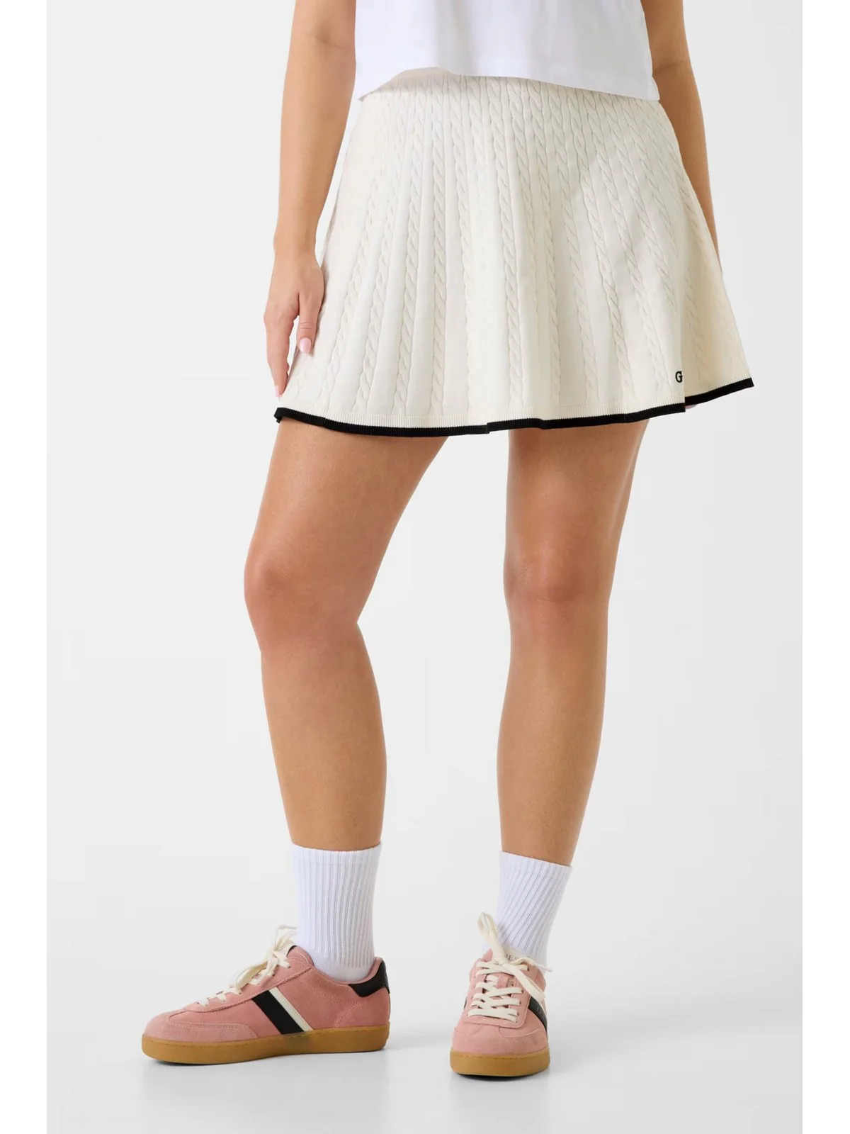 GUESS SPORT Gonna Donna SHARI SKIRT SWTR V6RD07 Z4652 G1O6 DOVE WHITE - Image 3