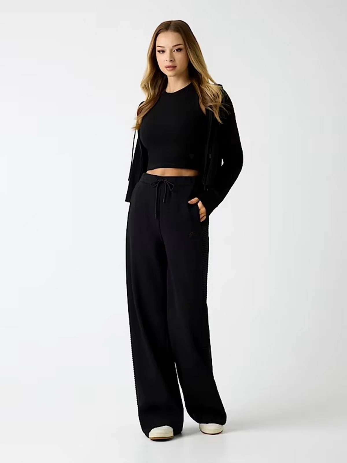 GUESS SPORT Pantalone Donna V5BB11 K1981 JBLK Jet Black A996 - Image 3