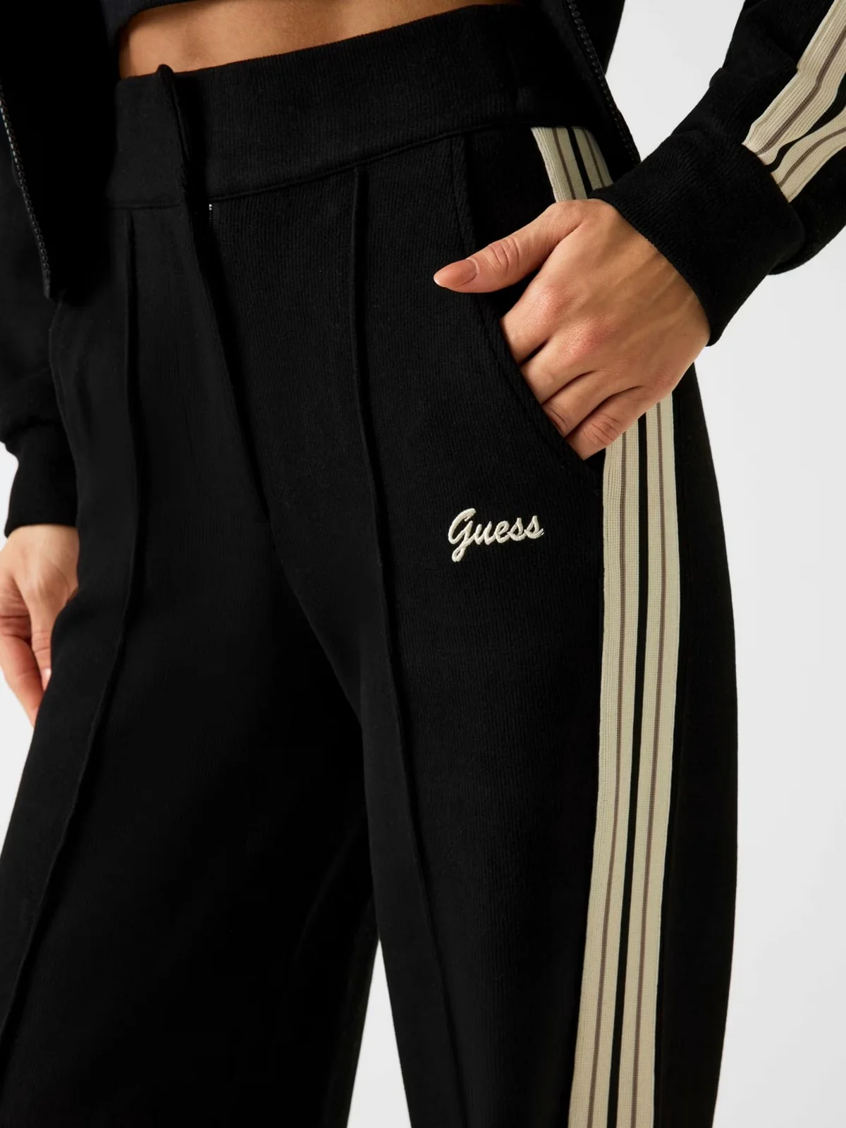 GUESS SPORT Pantalone Donna  V5BB16 KCX52 JBLK Jet Black A996 - Image 4