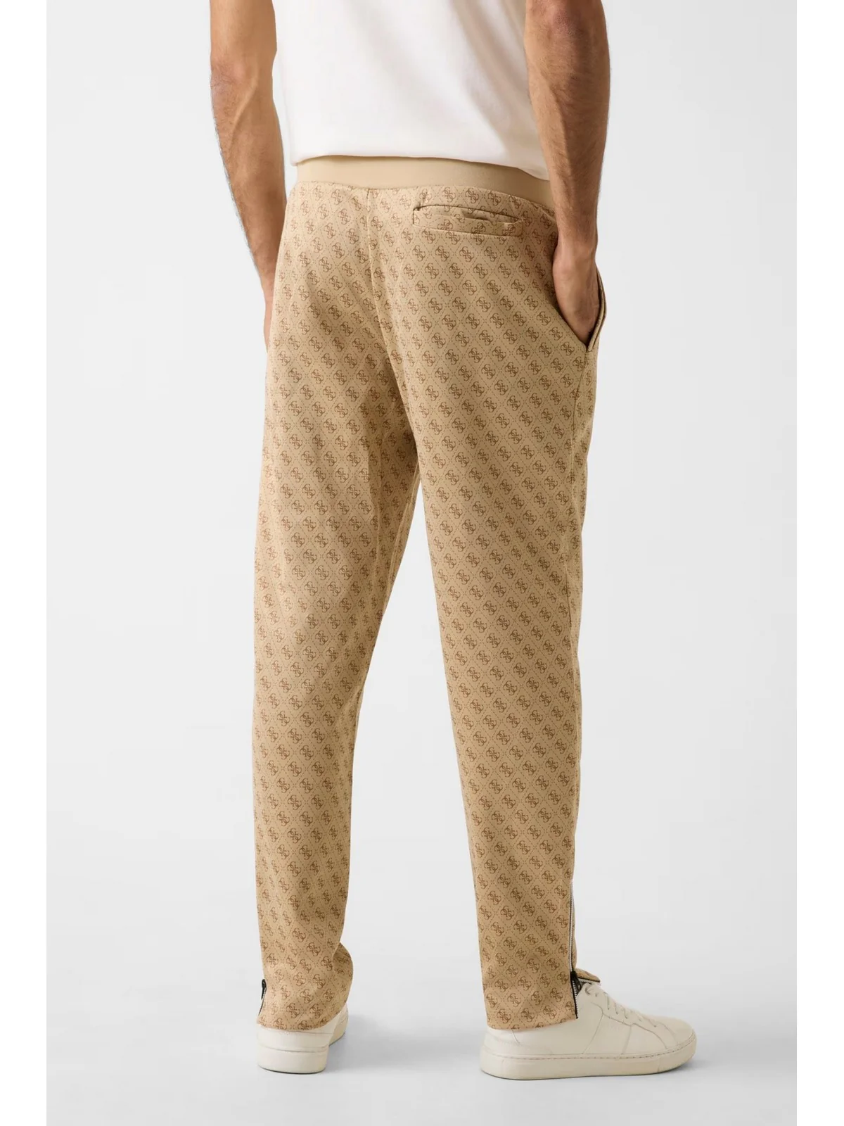 GUESS SPORT Pantalone Uomo KORBIN PANT Z2BB05 K7122 P13W 4G AOP BEIGE BLANCO - Image 4