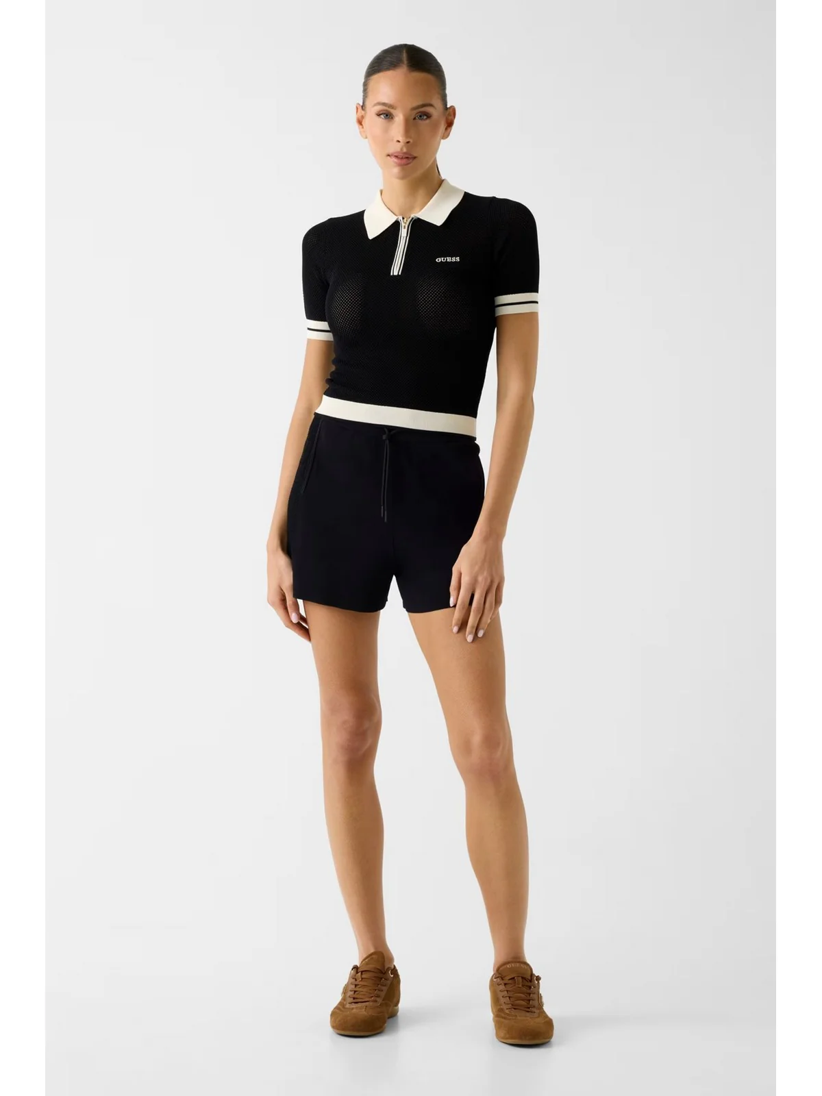 GUESS SPORT Polo Donna GABRY SS CROPPED POLO SWTR V6GR04 Z0725 JBLK Jet Black A996 - Image 3