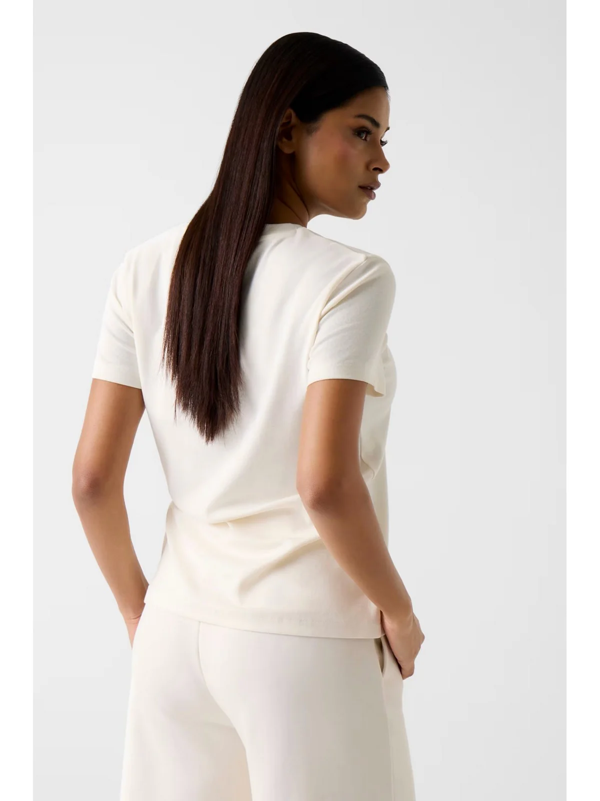 GUESS SPORT T-shirt Donna ARABELLA CN SS T-SHIRT V6RI06 KD741 G027 WHITE GLAM - Image 4
