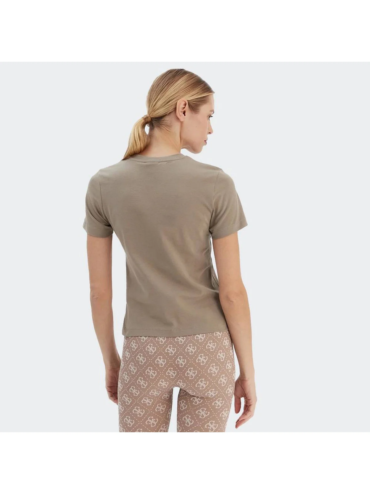 GUESS SPORT T-shirt Donna BEATRIZ CN SS T-SHIRT V6RI02 J1314 G1O3 TOTALLY TAUPE - Image 2