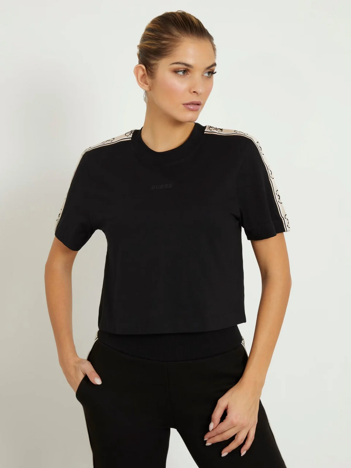GUESS SPORT T-shirt Donna BRITNEY CROP TEE V3RI08 I3Z14 JBLK Jet Black A996 - Image 6