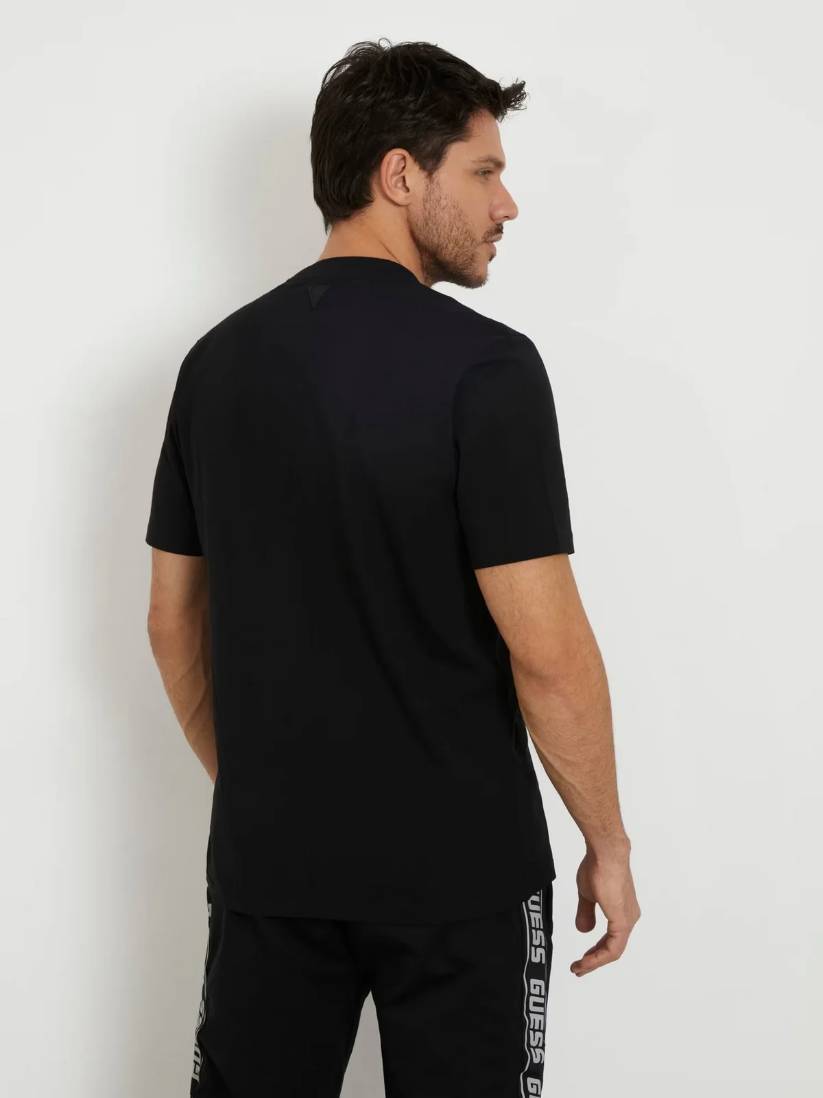 GUESS SPORT T-shirt Uomo SS ALPHY T-SHIRT Z2YI11 J1314 JBLK Nero - Image 3