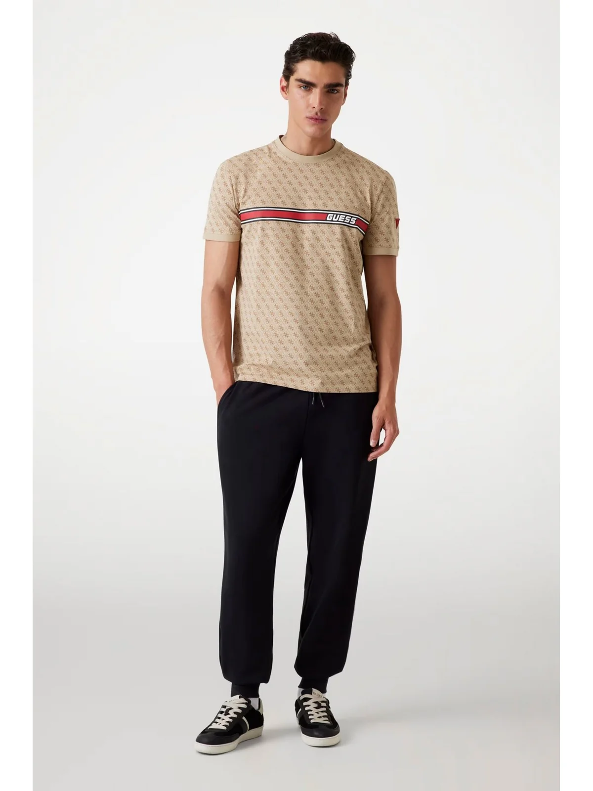 GUESS SPORT T-shirt Uomo JAMEY T-SHIRT Z2BI09 J1314 P13W 4G AOP BEIGE BLANCO - Image 3
