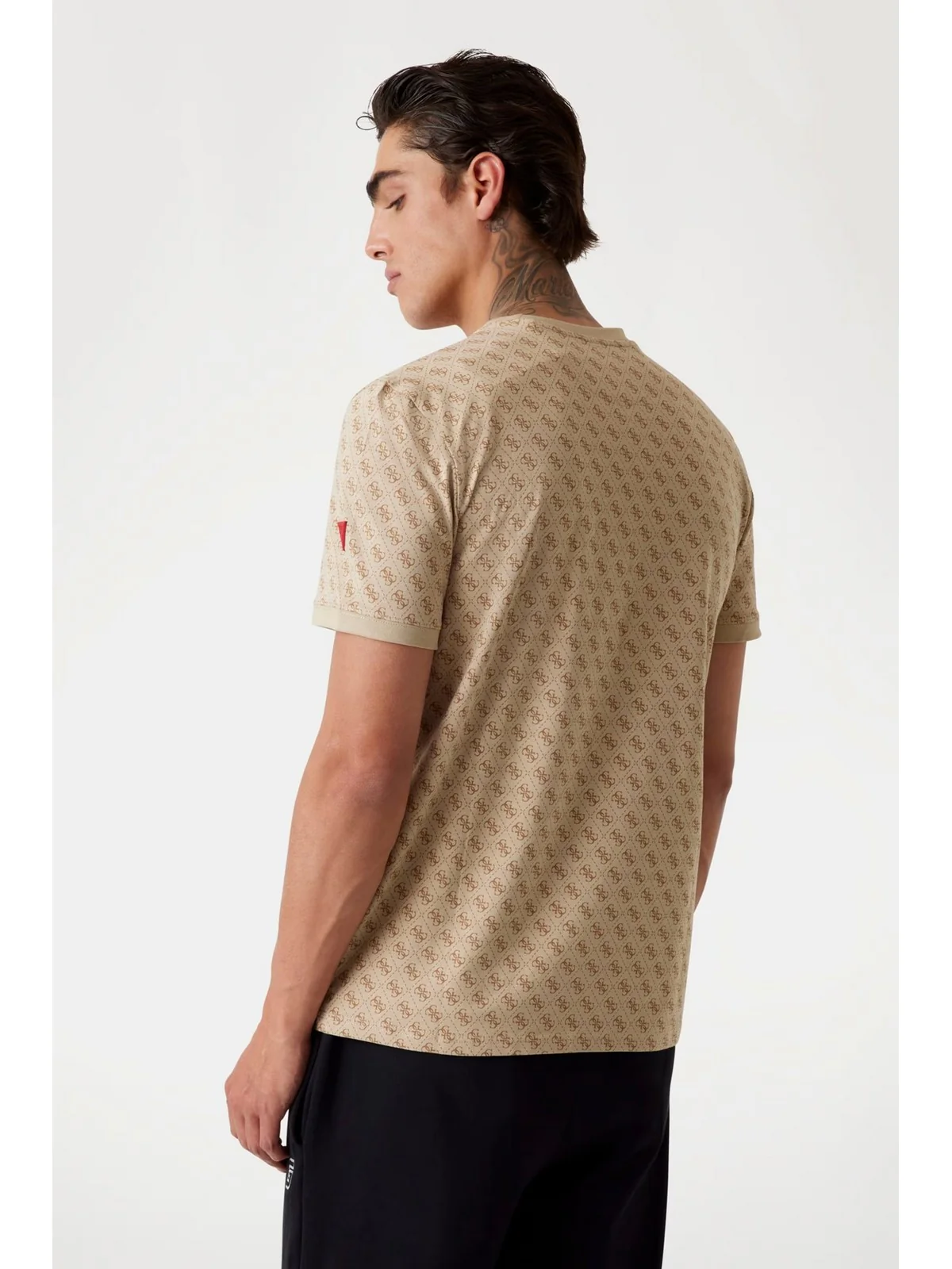 GUESS SPORT T-shirt Uomo JAMEY T-SHIRT Z2BI09 J1314 P13W 4G AOP BEIGE BLANCO - Image 4