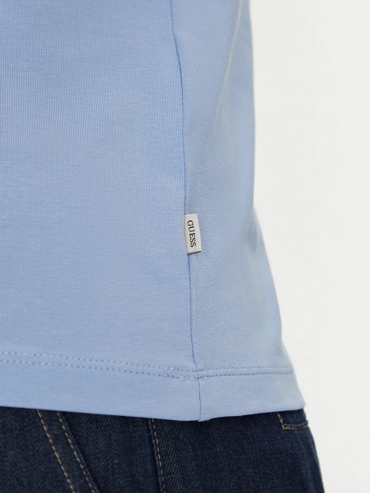GUESS T-shirt Donna GJ SS CN REG 3D EMBR GUESS TEE W5RI54 J1314 G7CP Blu - Image 4