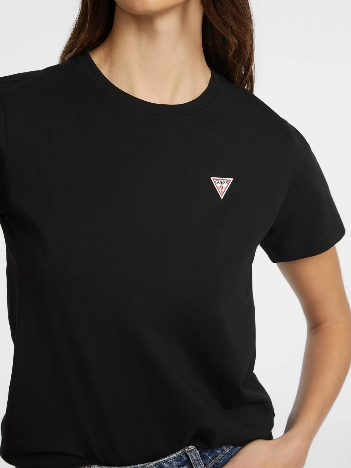 GUESS T-shirt Donna GJ SS CN REG MINI TRIANGLE TEE W4YI10 J1314 JBLK Nero - Image 2