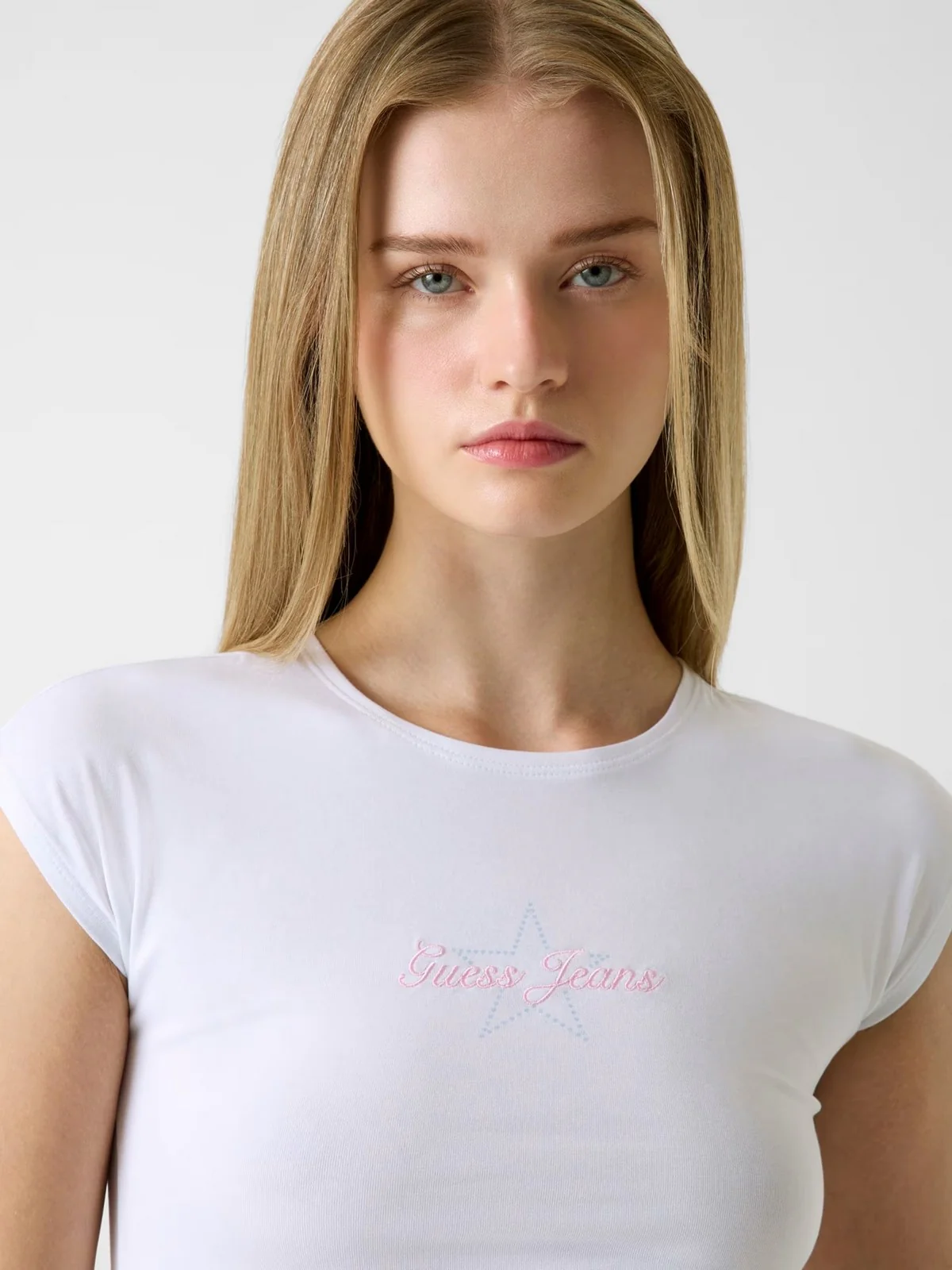 GUESS T-shirt Donna GJ SS RAGLAN STAR BABY TEE W6RI21 J1314 G011 PURE WHITE - Image 3