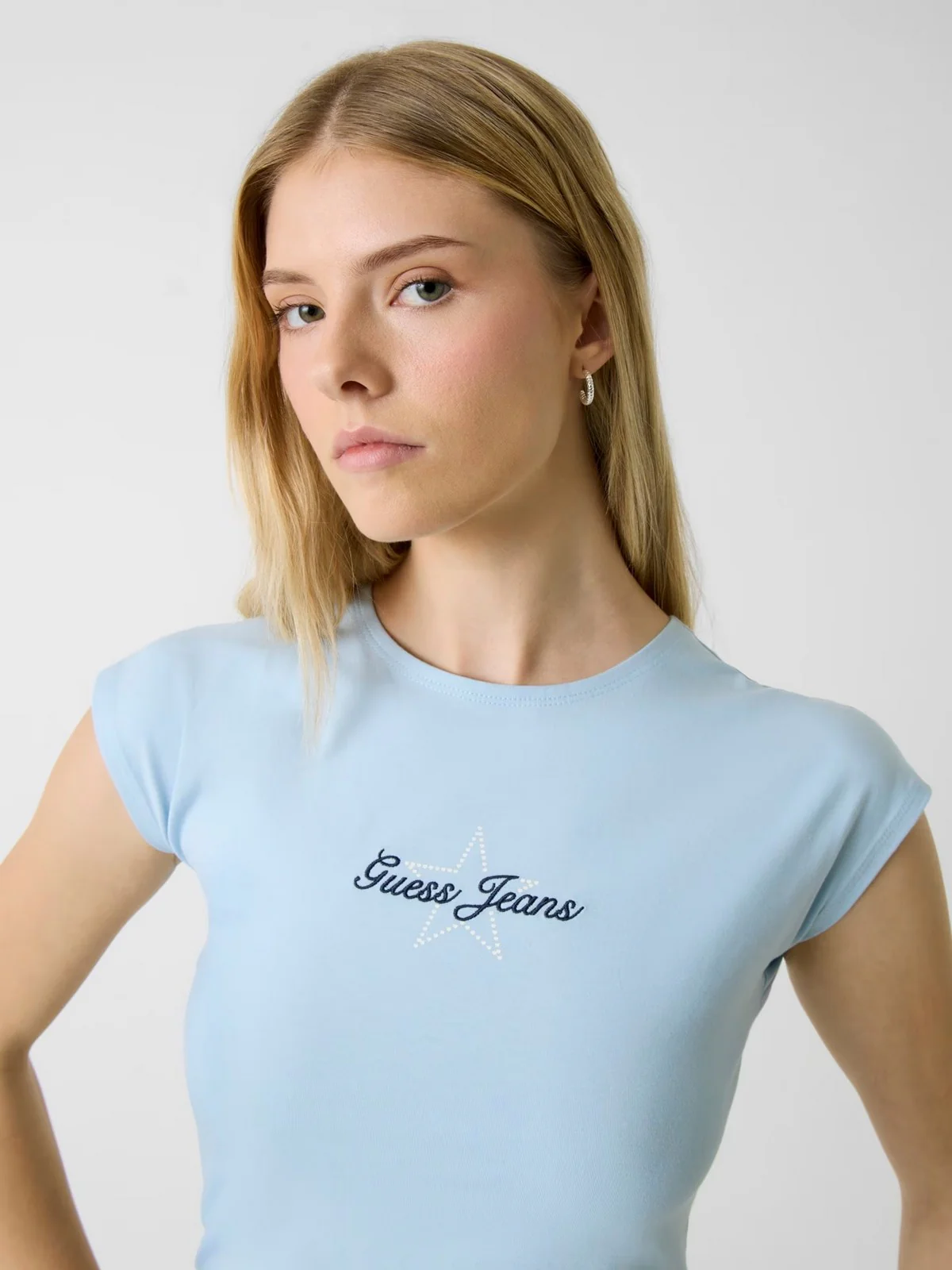 GUESS T-shirt Donna GJ SS RAGLAN STAR BABY TEE W6RI21 J1314 G7O3 AERIAL BLUE - Image 3